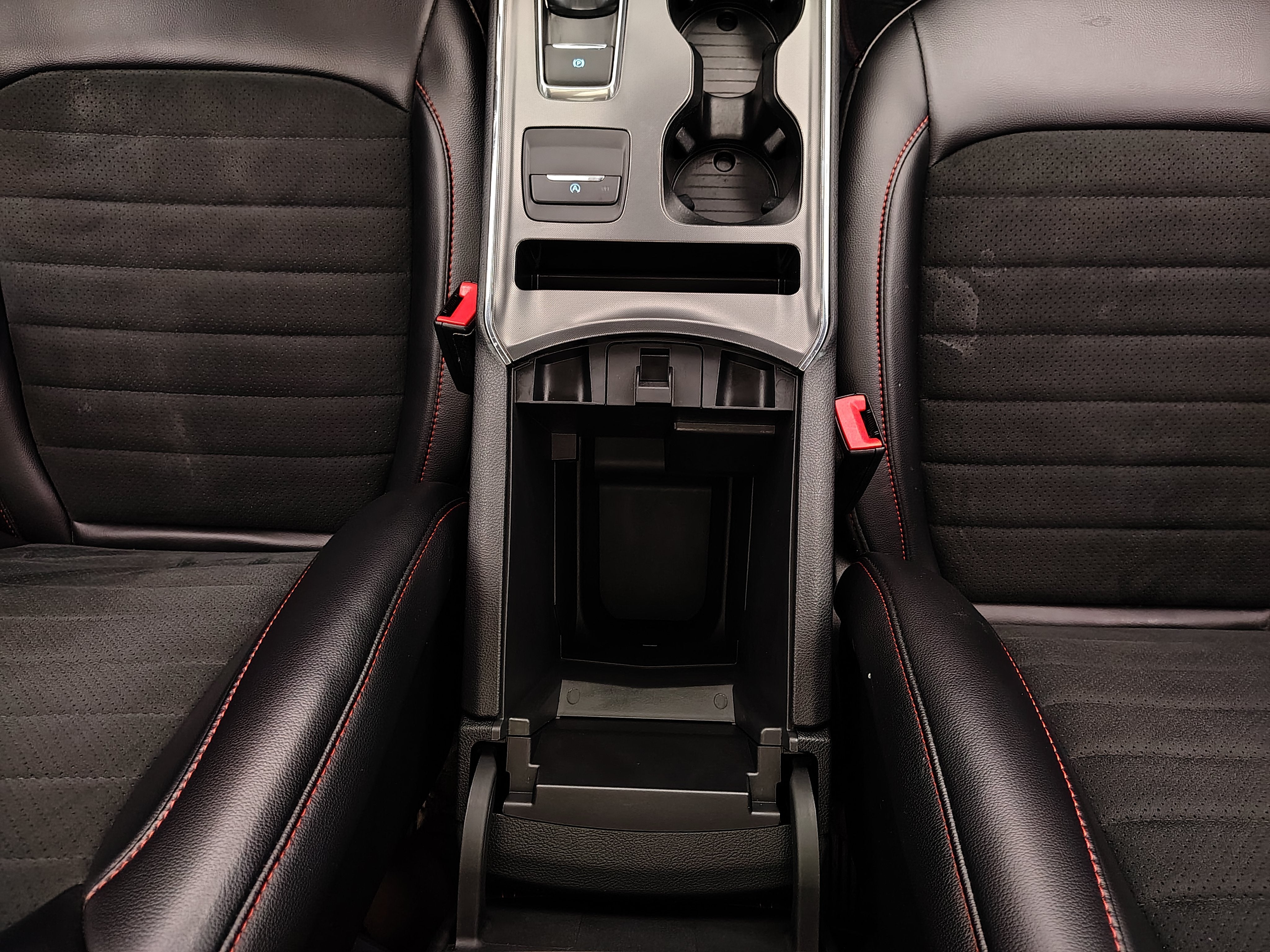 2023 Ford Edge ST-Line