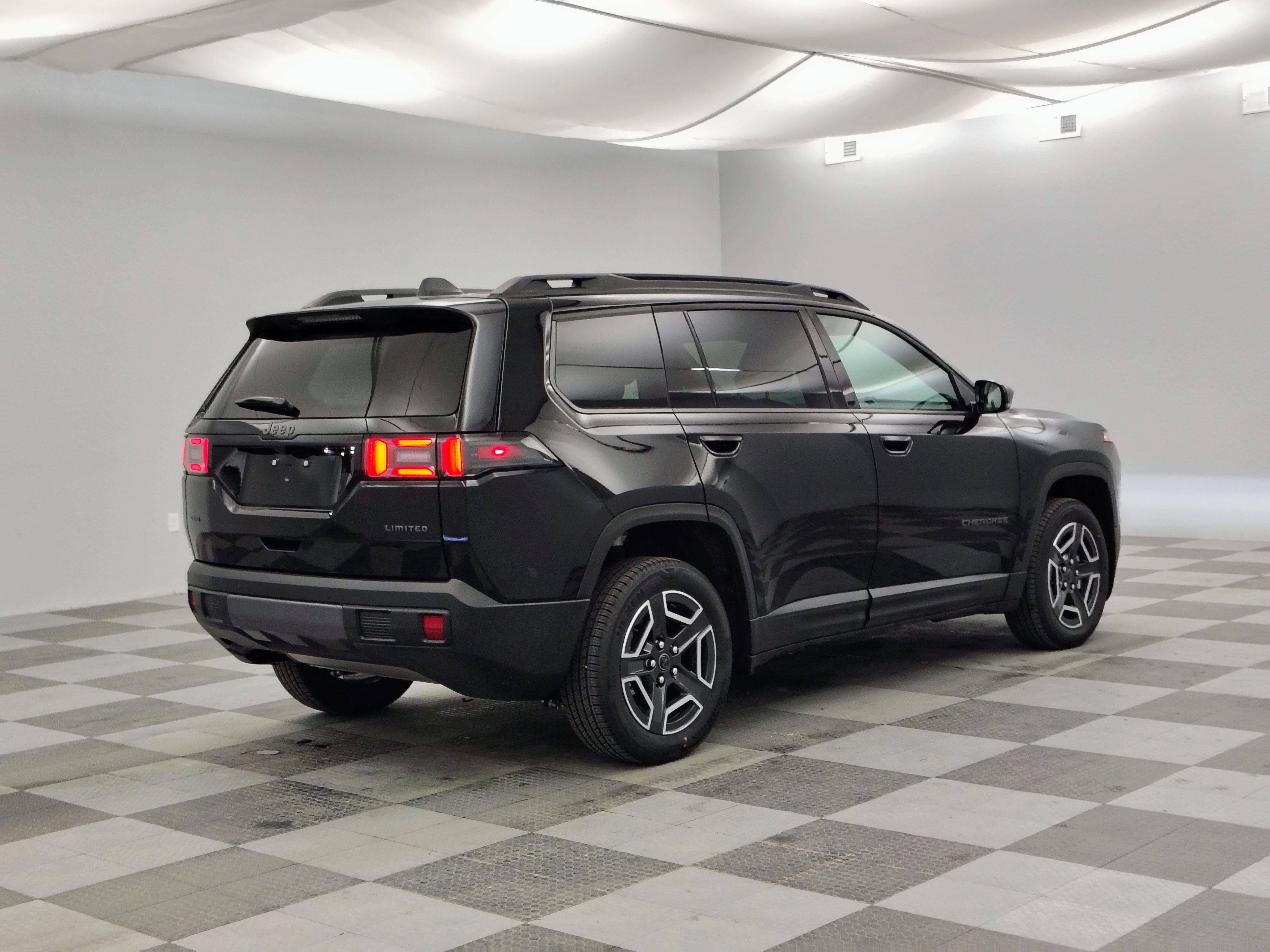 2026 Jeep Cherokee CHEROKEE LIMITED 4X4
