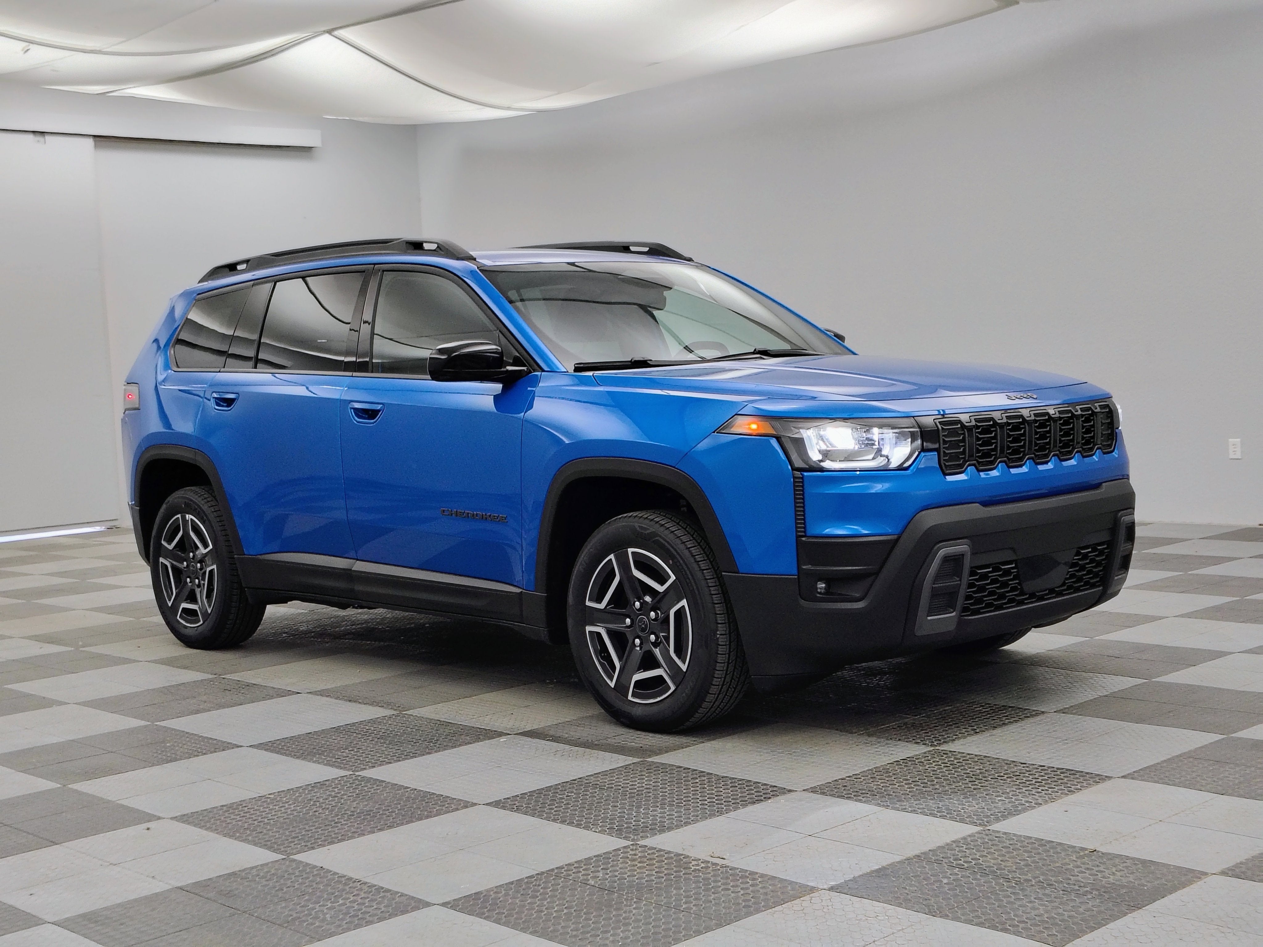 2026 Jeep Cherokee CHEROKEE LAREDO 4X4