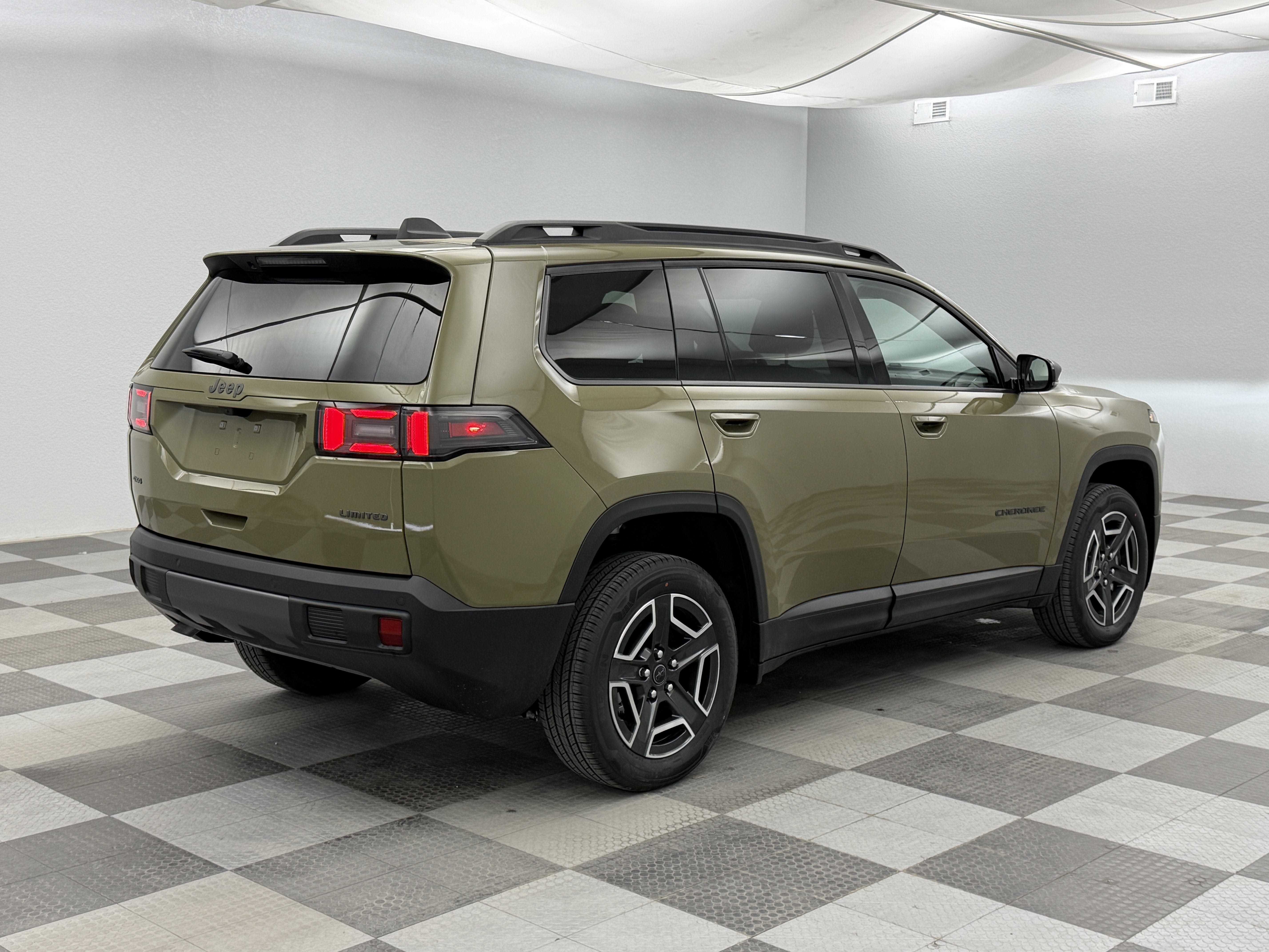 2026 Jeep Cherokee CHEROKEE LIMITED 4X4
