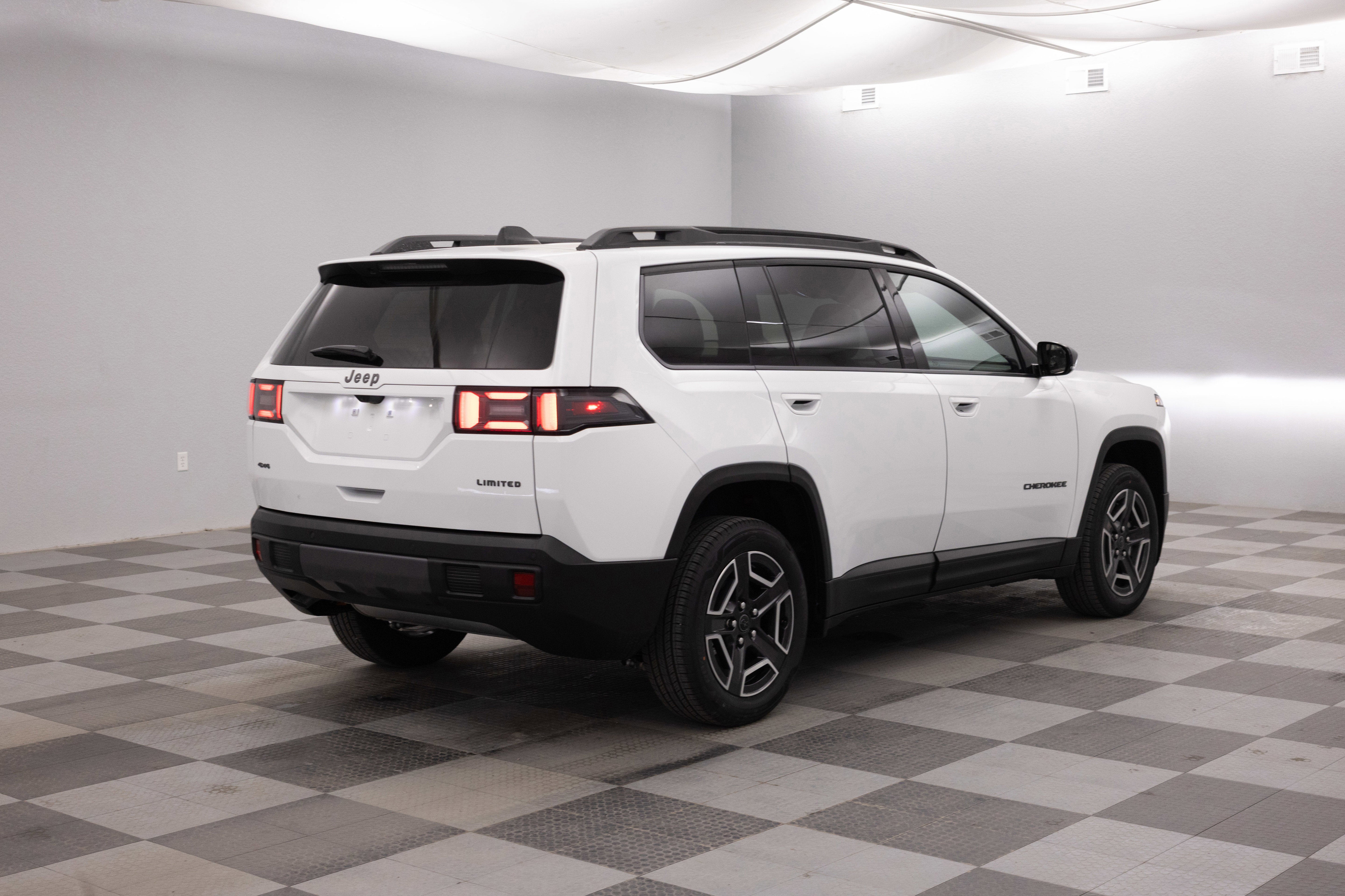 2026 Jeep Cherokee CHEROKEE LIMITED 4X4