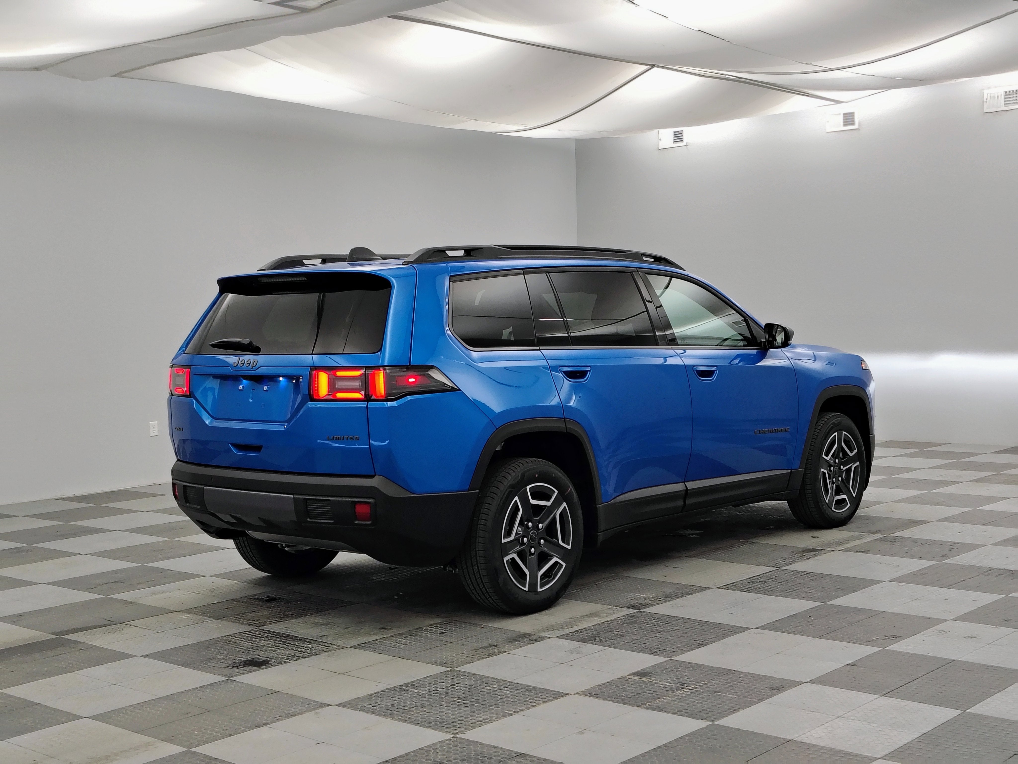 2026 Jeep Cherokee CHEROKEE LIMITED 4X4