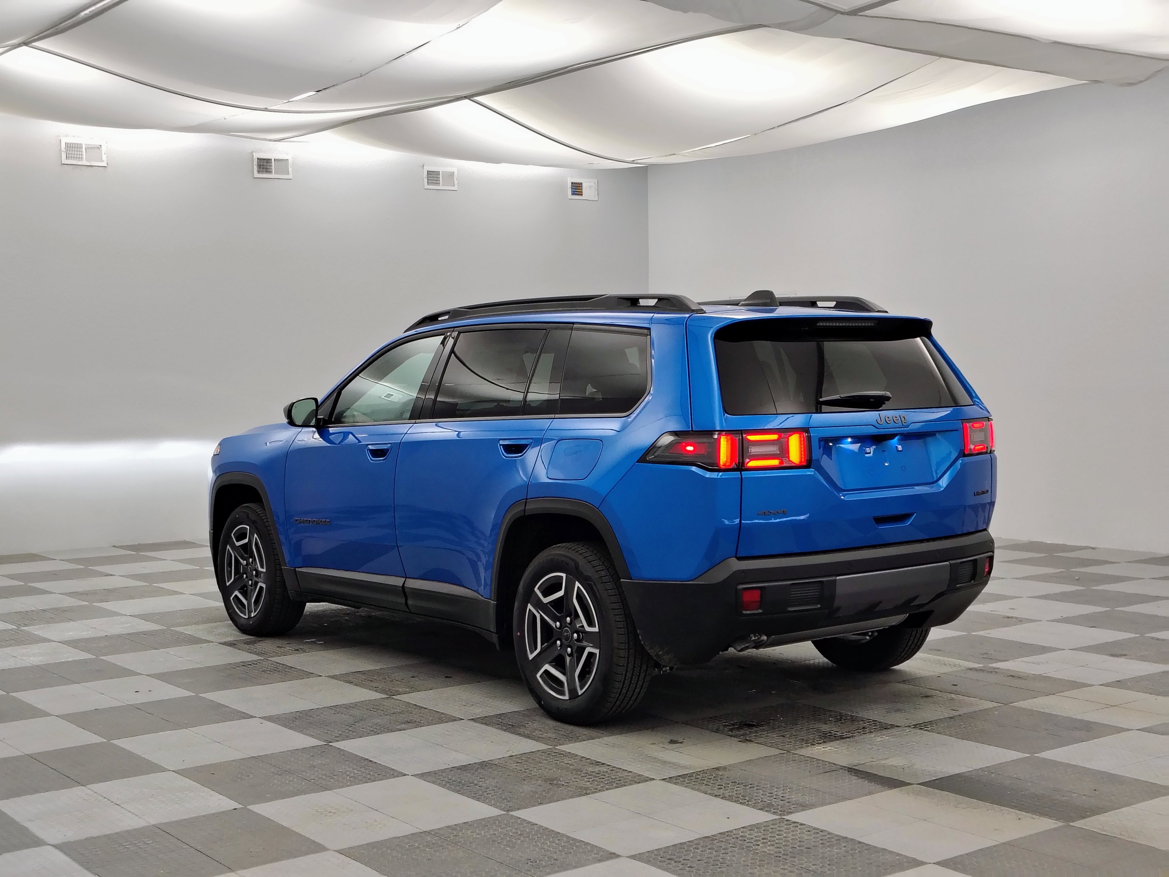 2026 Jeep Cherokee CHEROKEE LIMITED 4X4