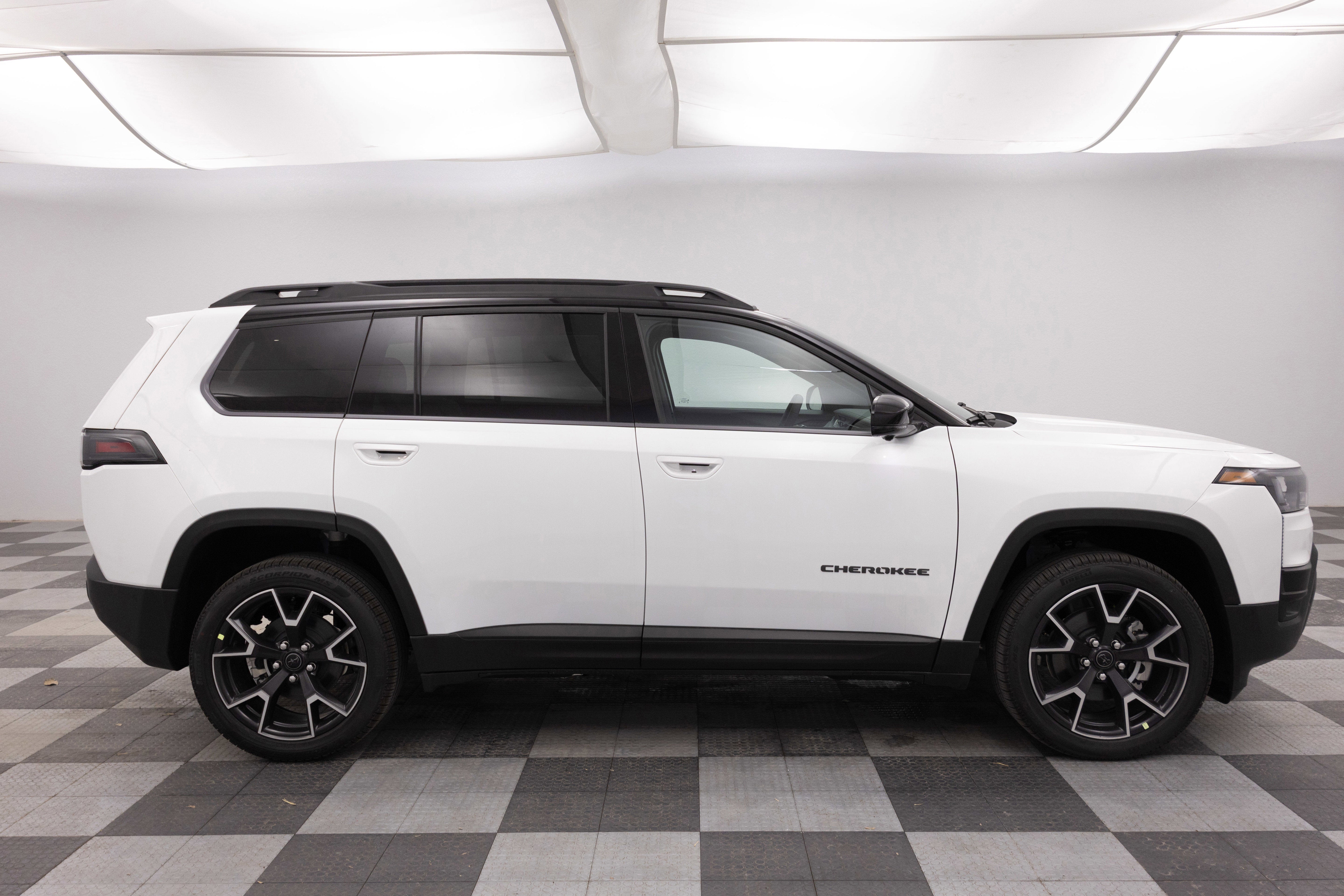 2026 Jeep Cherokee CHEROKEE OVERLAND 4X4