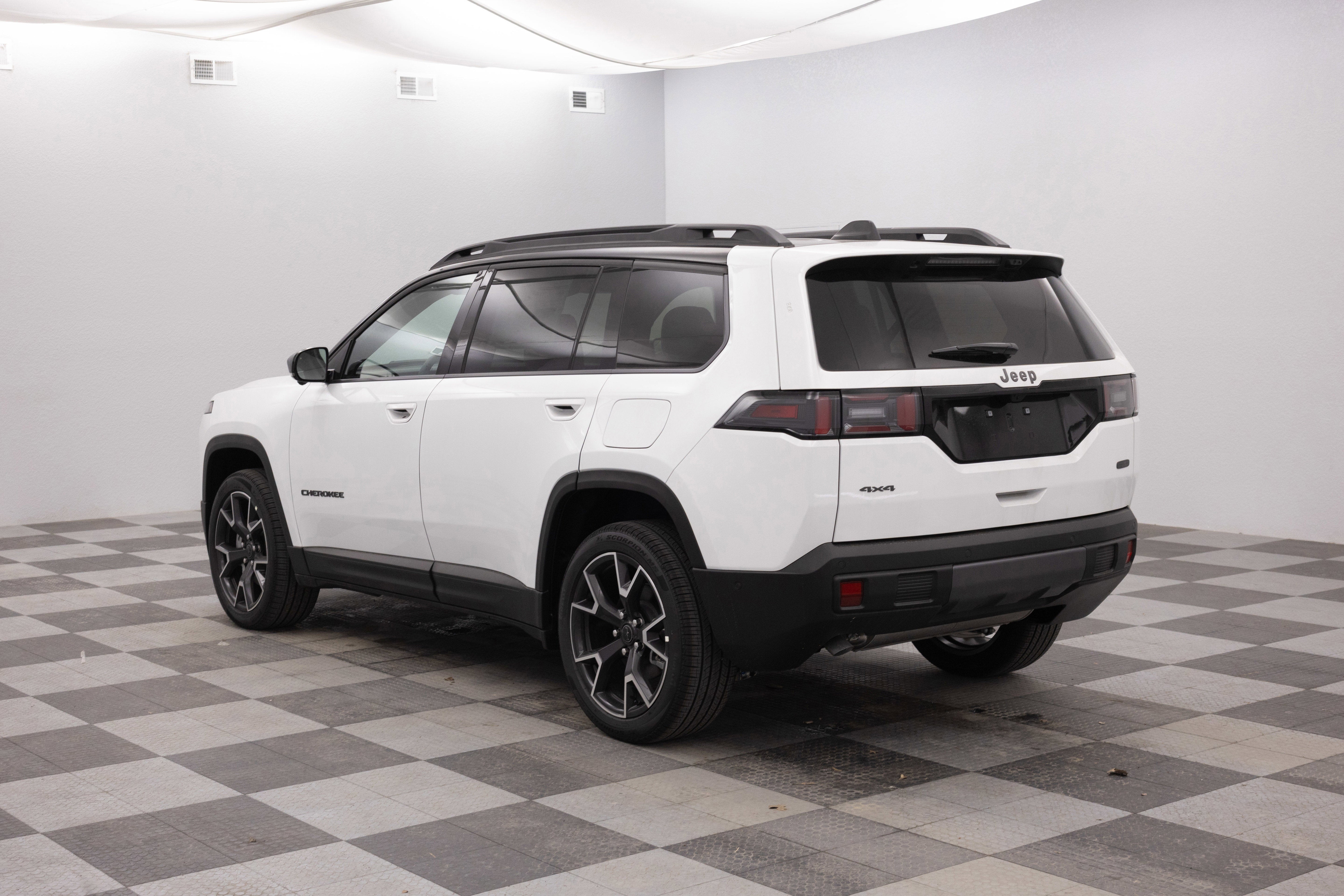 2026 Jeep Cherokee CHEROKEE OVERLAND 4X4