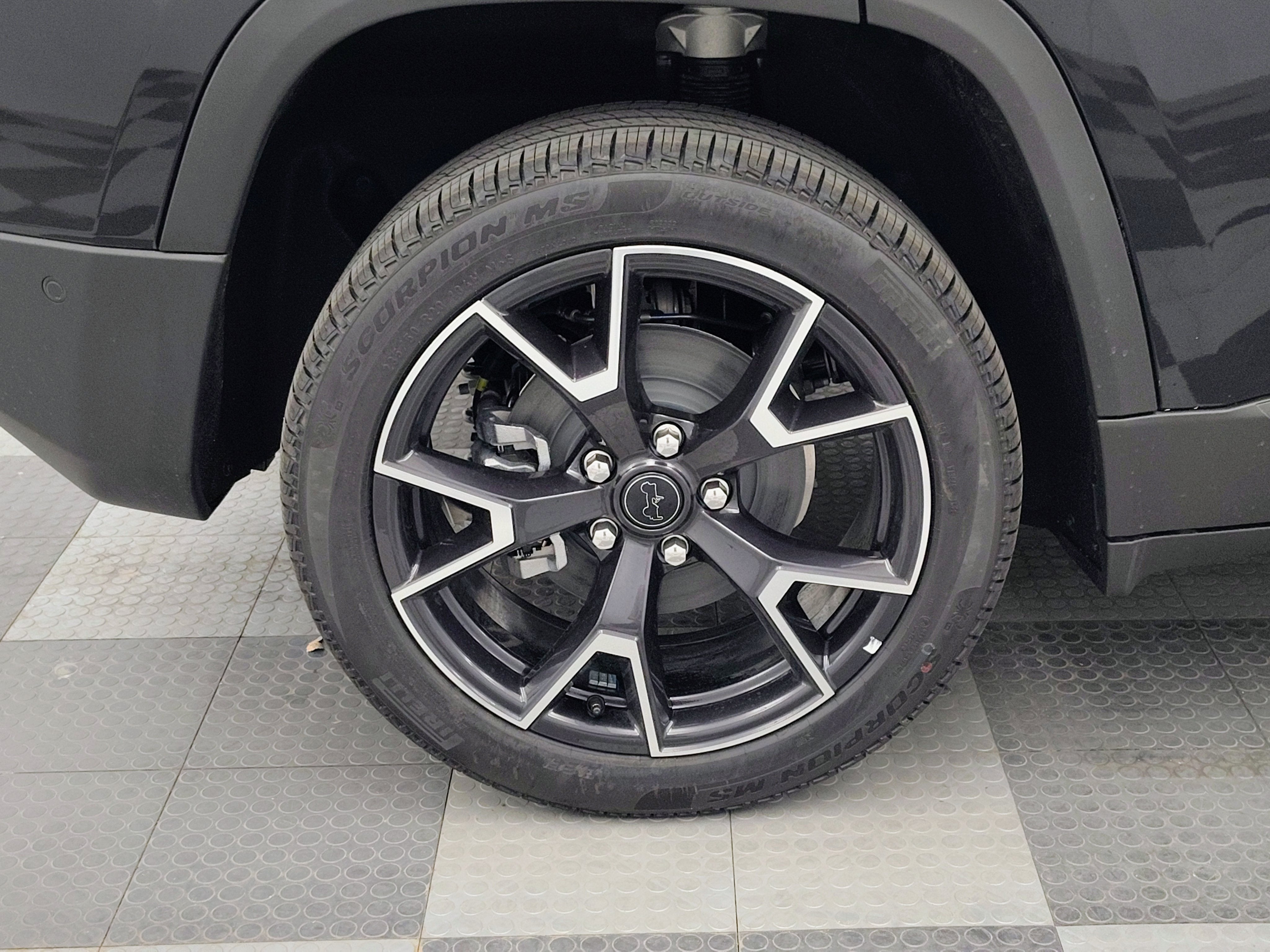 2026 Jeep Cherokee CHEROKEE OVERLAND 4X4