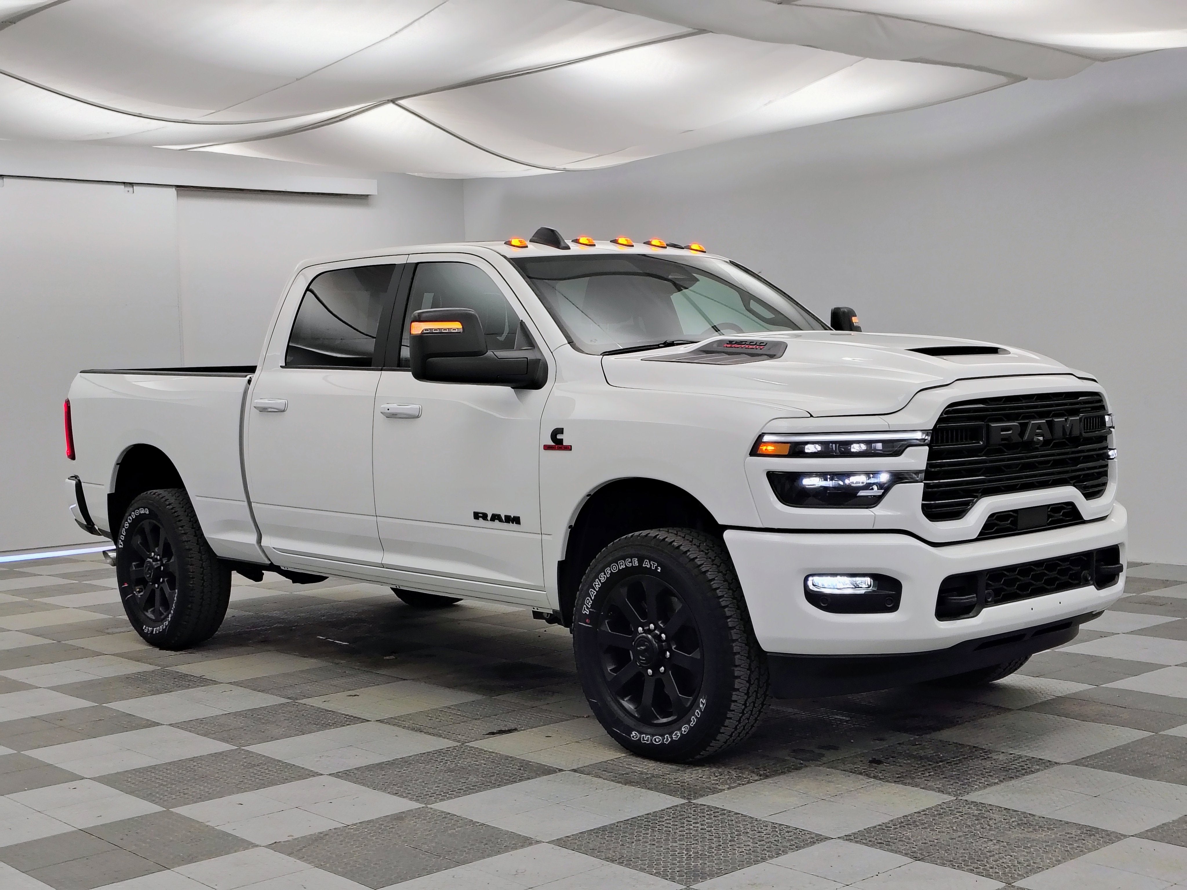 2026 RAM Ram 3500 RAM 3500 LARAMIE CREW CAB 4X4 6'4' BOX