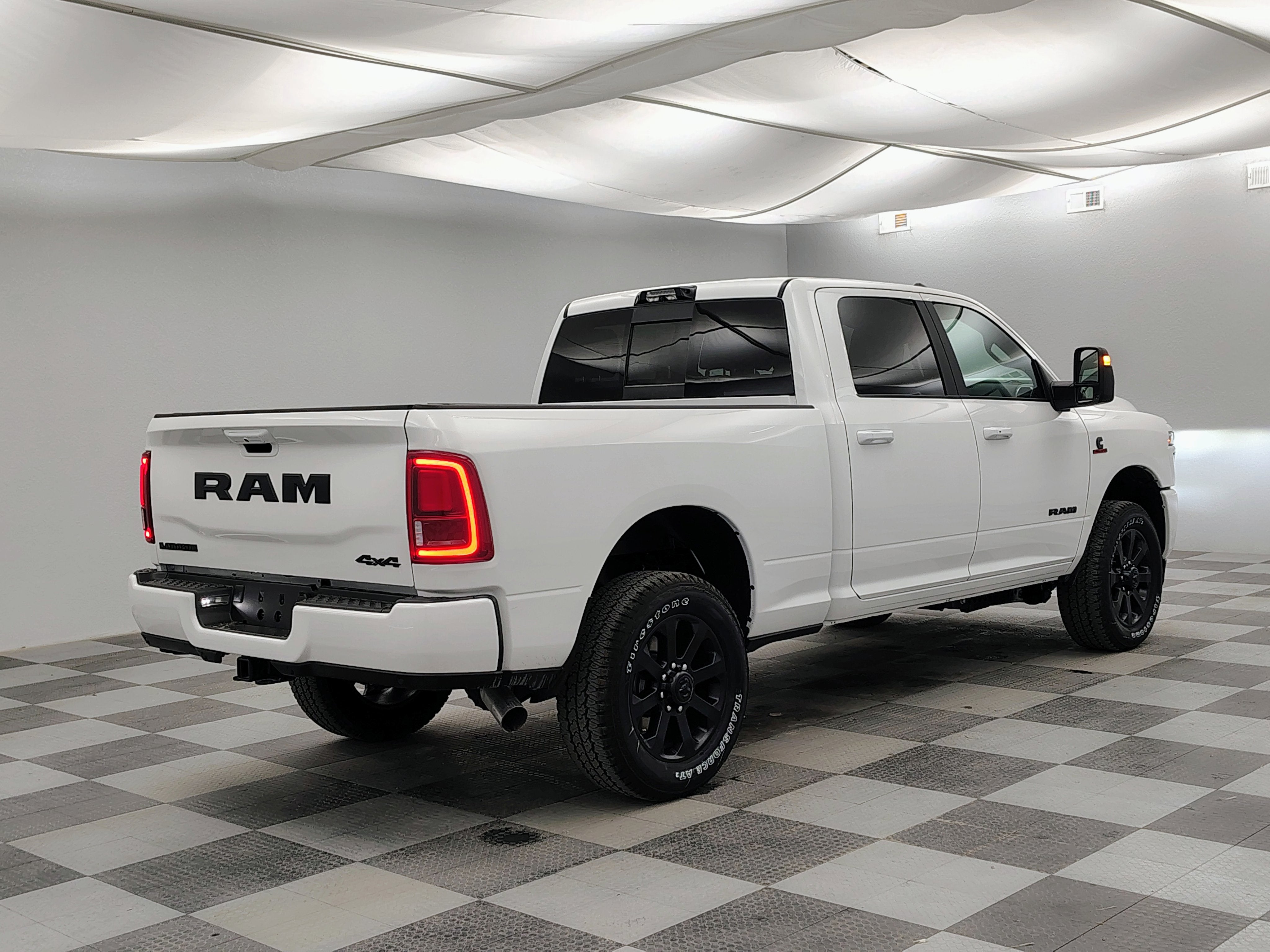 2026 RAM Ram 3500 RAM 3500 LARAMIE CREW CAB 4X4 6'4' BOX