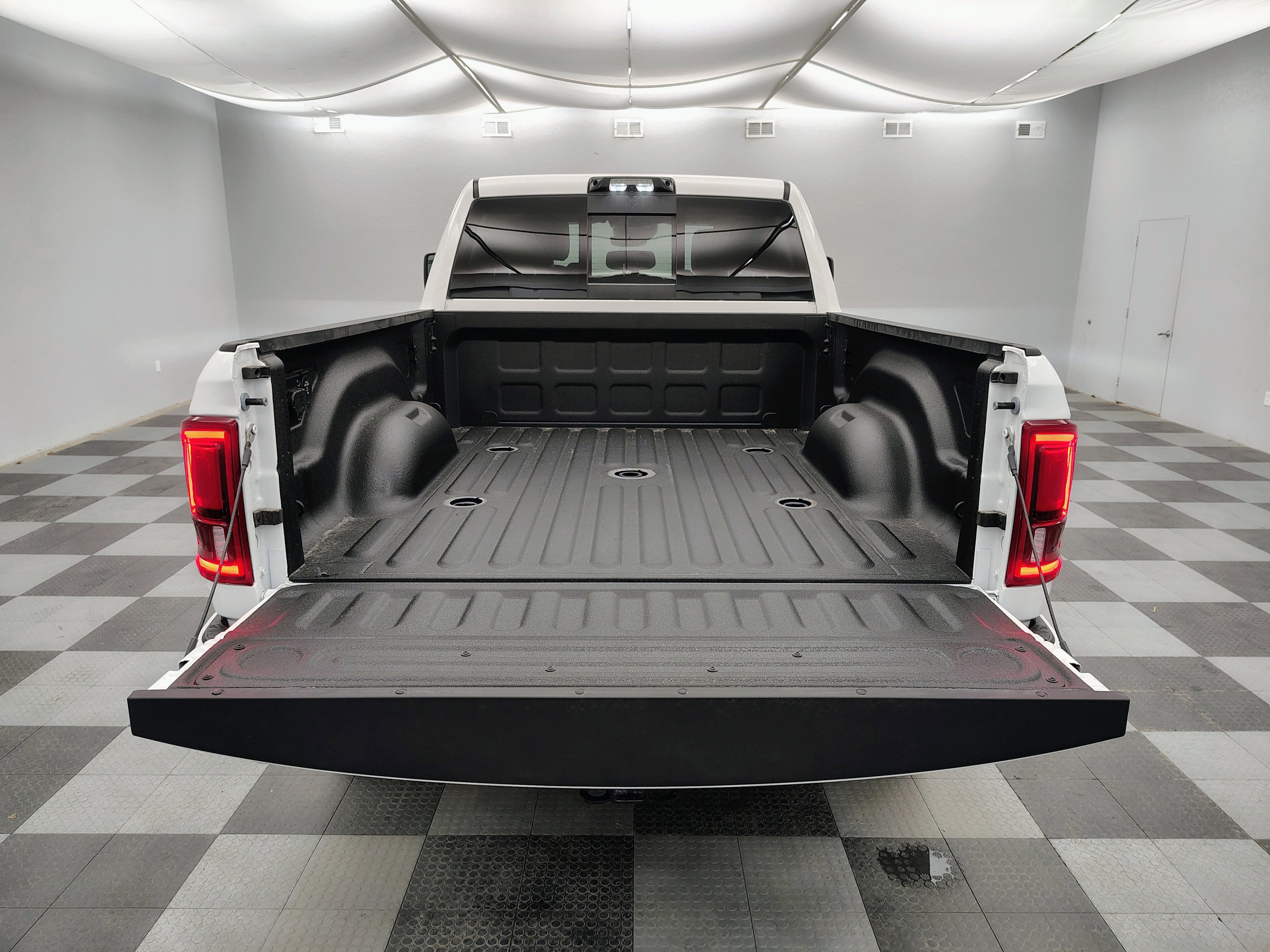 2026 RAM Ram 3500 RAM 3500 LARAMIE CREW CAB 4X4 6'4' BOX