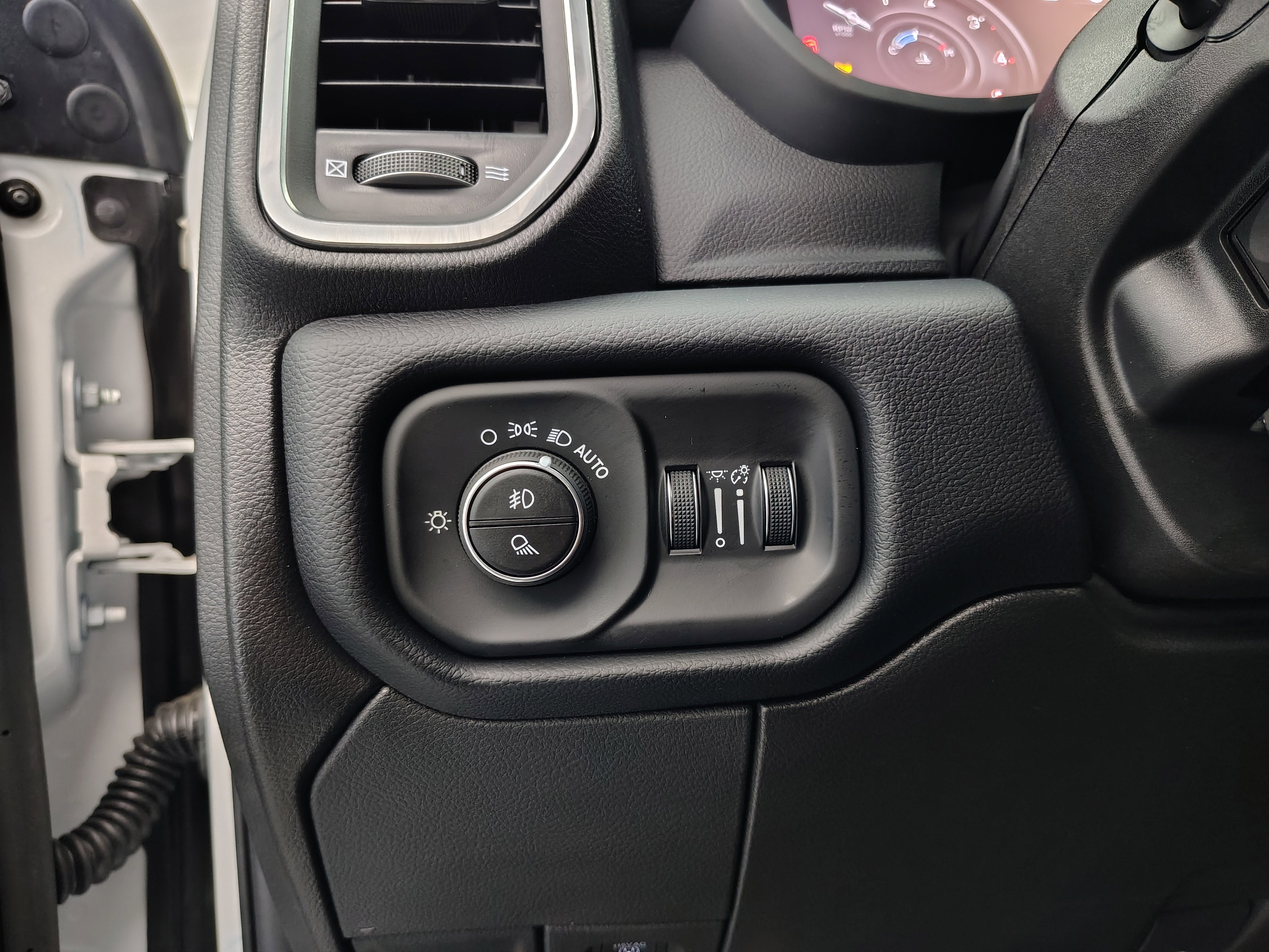 2026 RAM Ram 3500 RAM 3500 LARAMIE CREW CAB 4X4 6'4' BOX