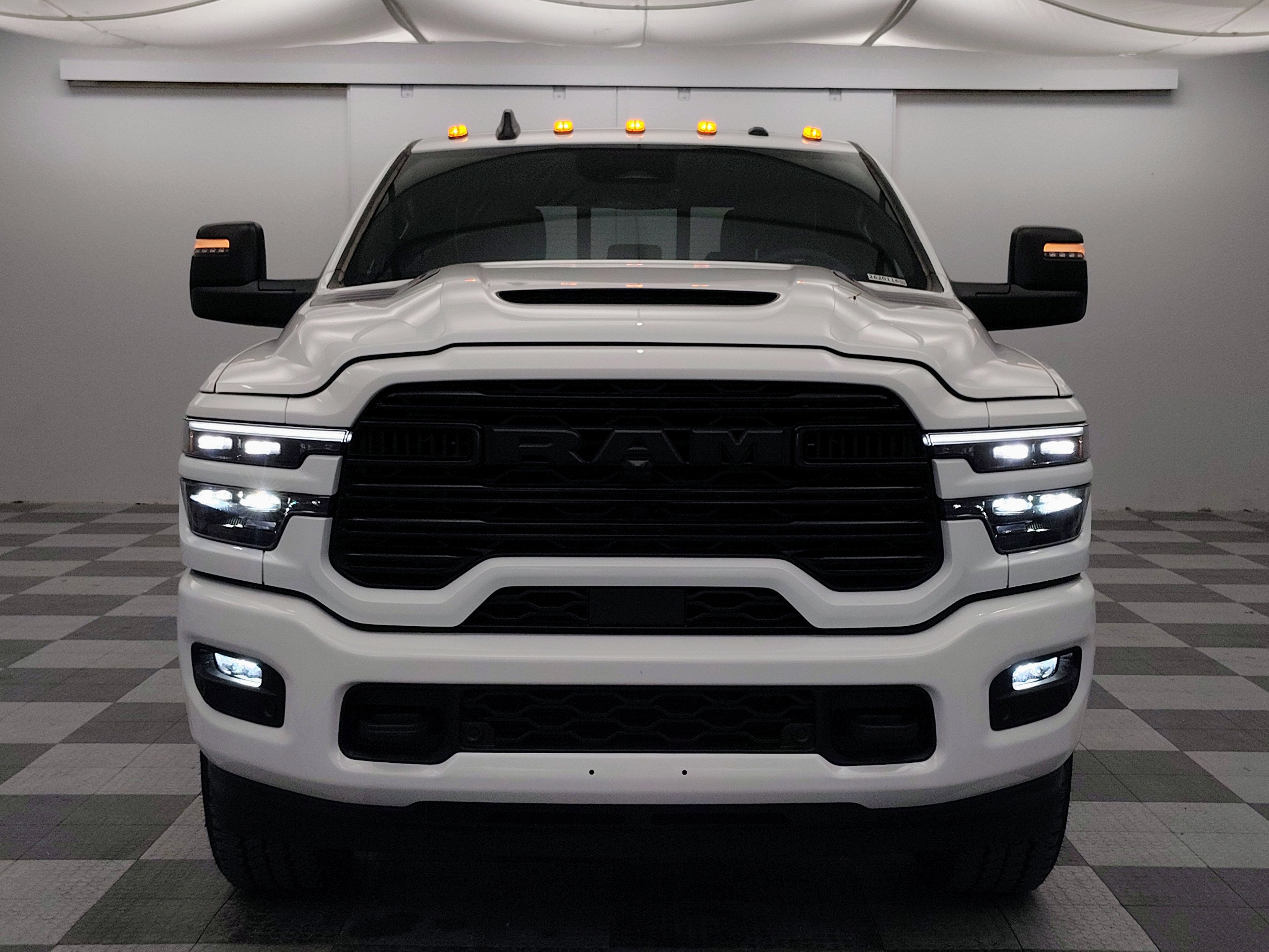 2026 RAM Ram 3500 RAM 3500 LARAMIE CREW CAB 4X4 6'4' BOX