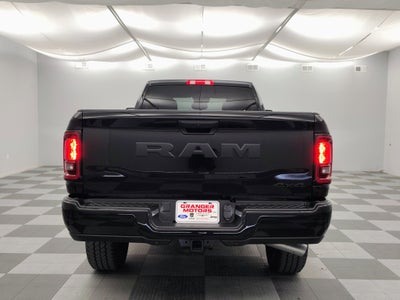 2026 RAM Ram 2500 RAM 2500 BLACK EXPRESS CREW CAB 4X4 8' BOX