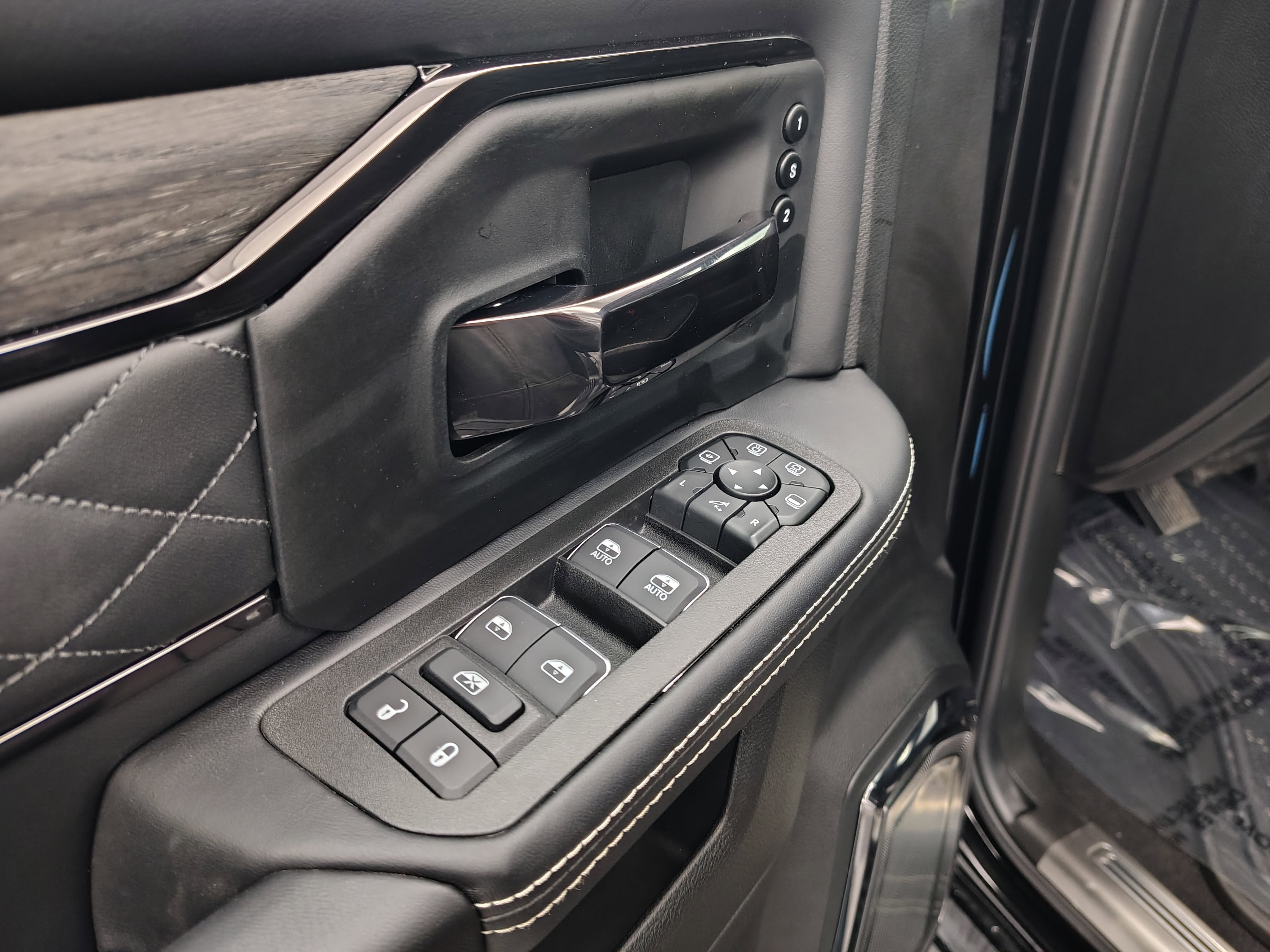 2026 RAM Ram 2500 RAM 2500 LIMITED CREW CAB 4X4 6'4' BOX
