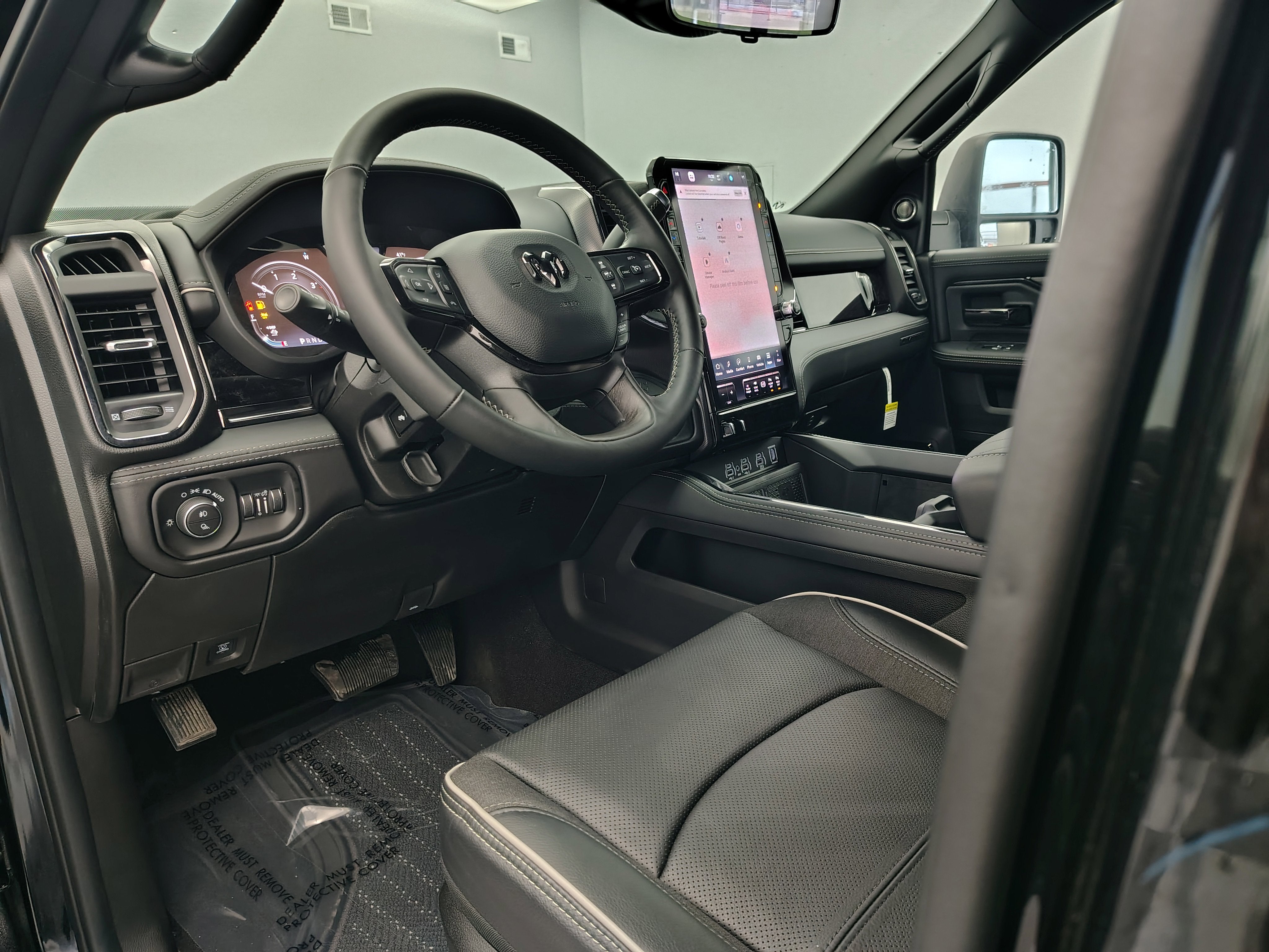 2026 RAM Ram 2500 RAM 2500 LIMITED CREW CAB 4X4 6'4' BOX