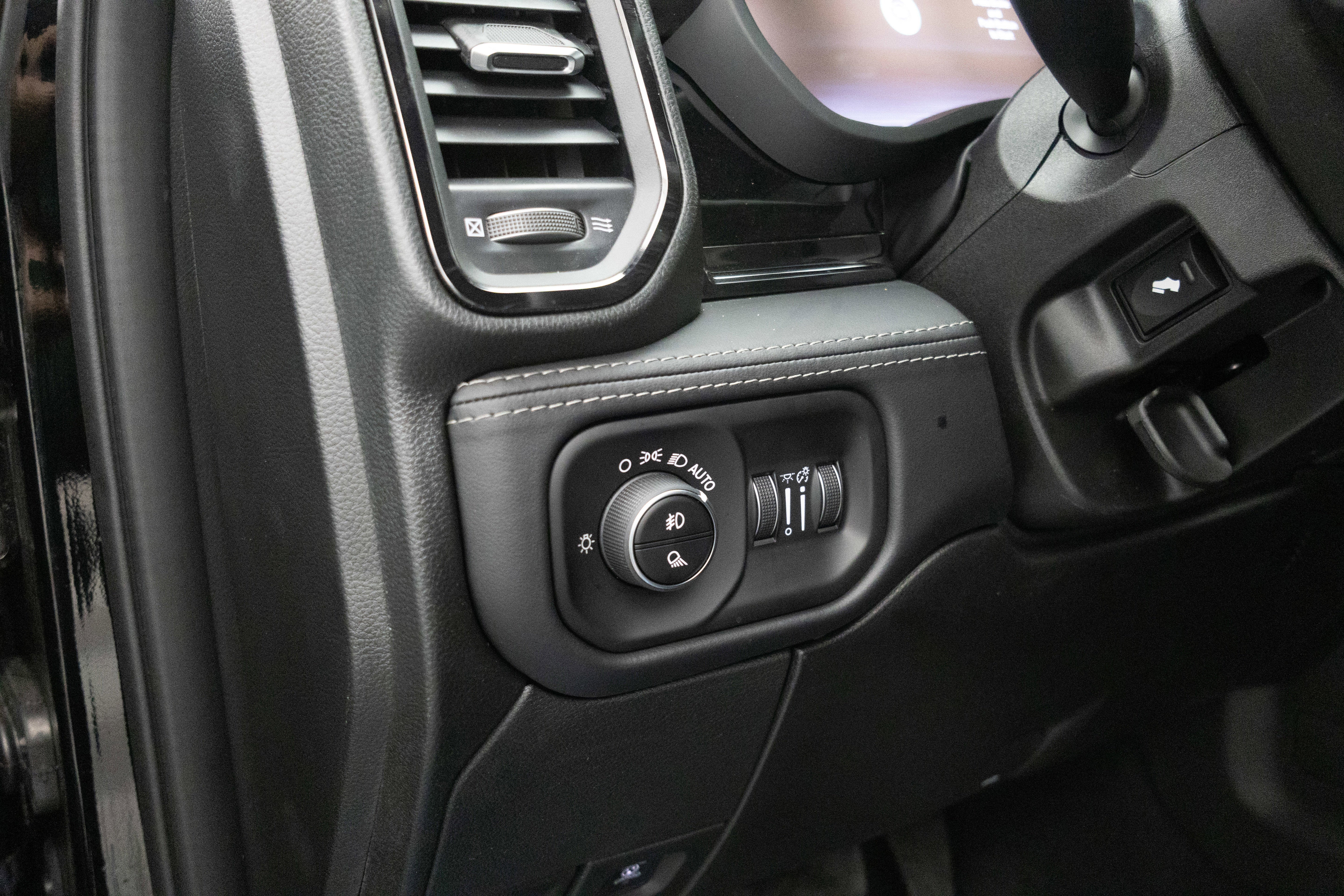 2026 RAM Ram 2500 RAM 2500 LIMITED MEGA CAB 4X4 6'4' BOX