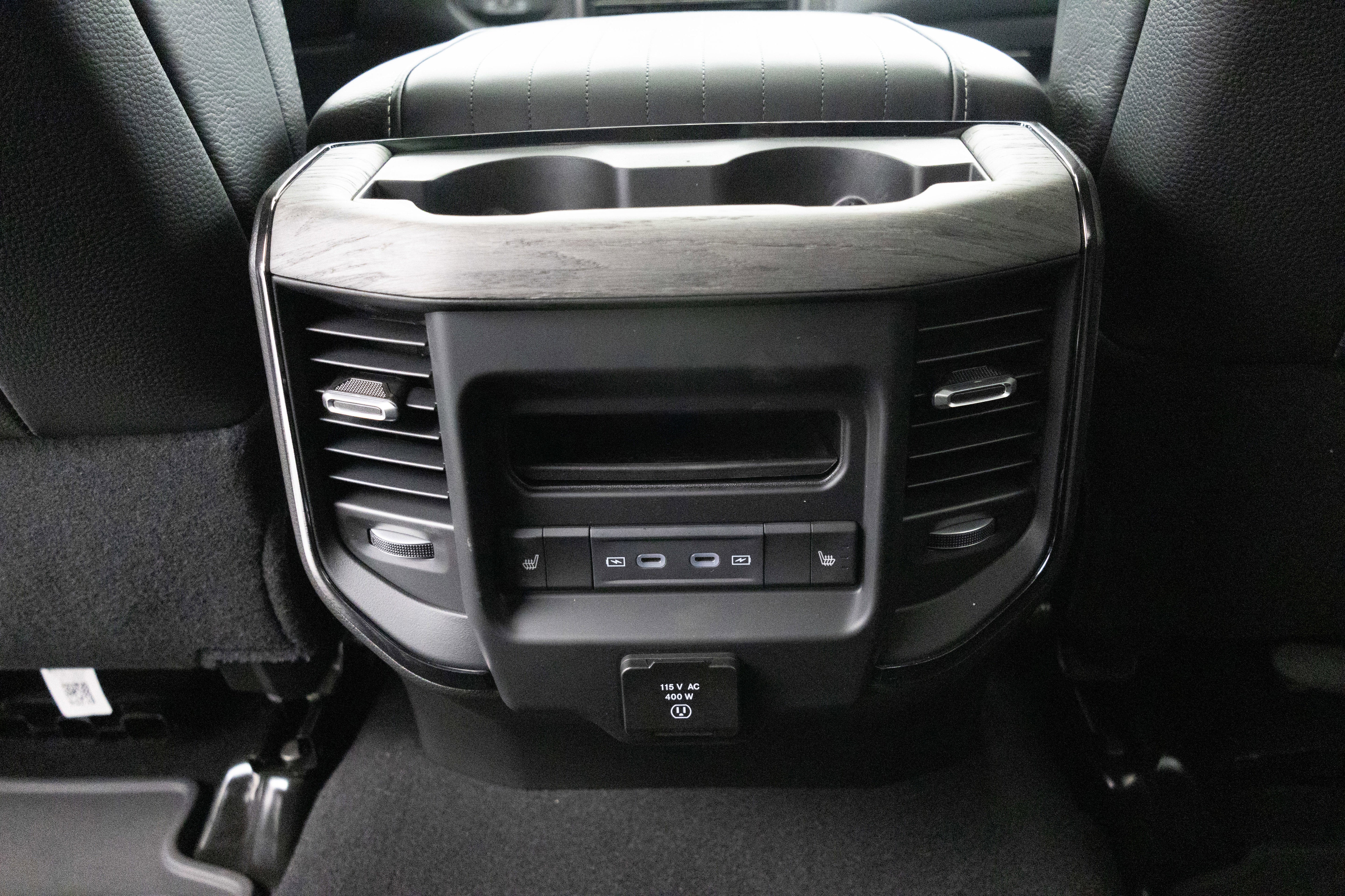 2026 RAM Ram 2500 RAM 2500 LIMITED MEGA CAB 4X4 6'4' BOX