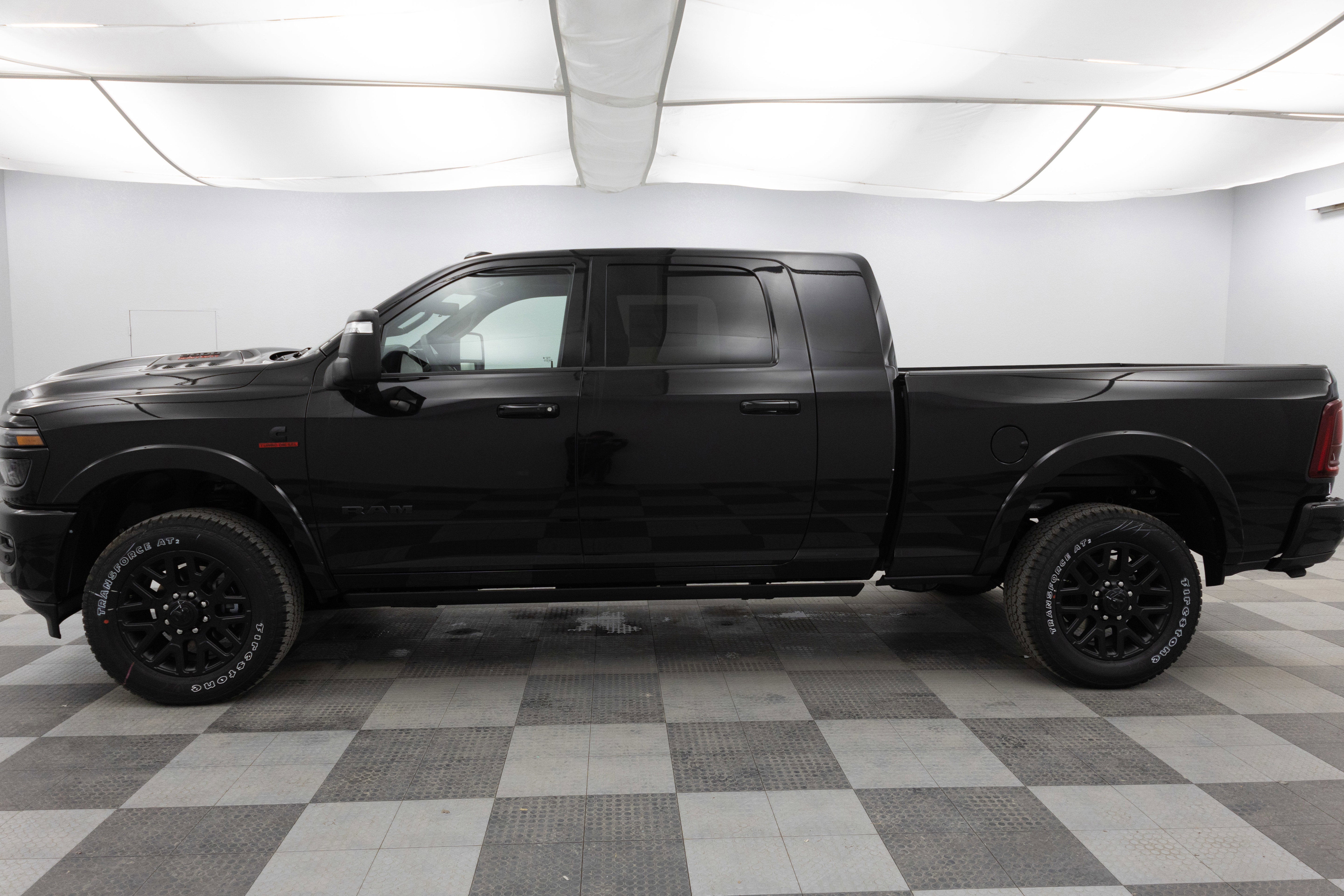 2026 RAM Ram 2500 RAM 2500 LIMITED MEGA CAB 4X4 6'4' BOX