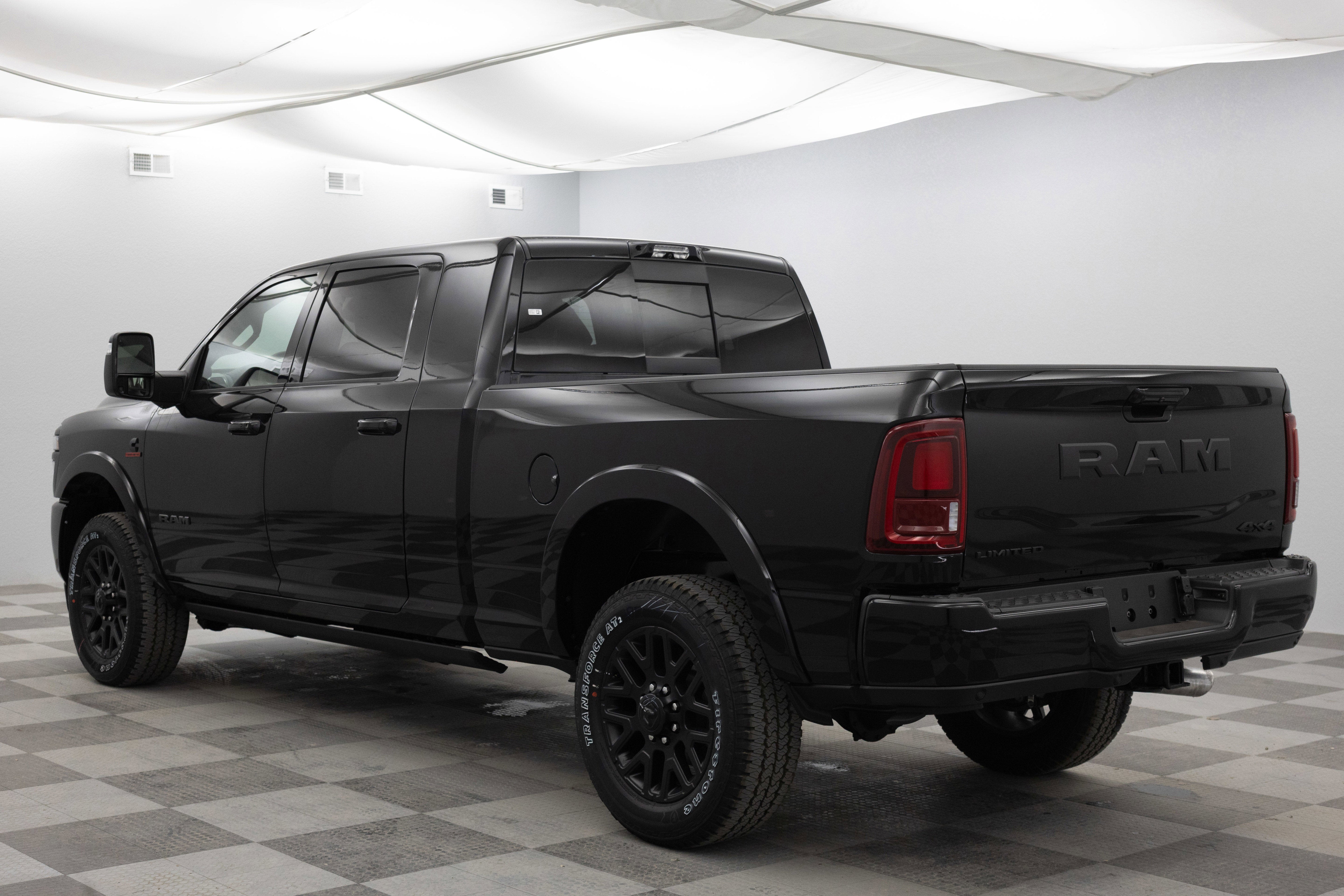 2026 RAM Ram 2500 RAM 2500 LIMITED MEGA CAB 4X4 6'4' BOX