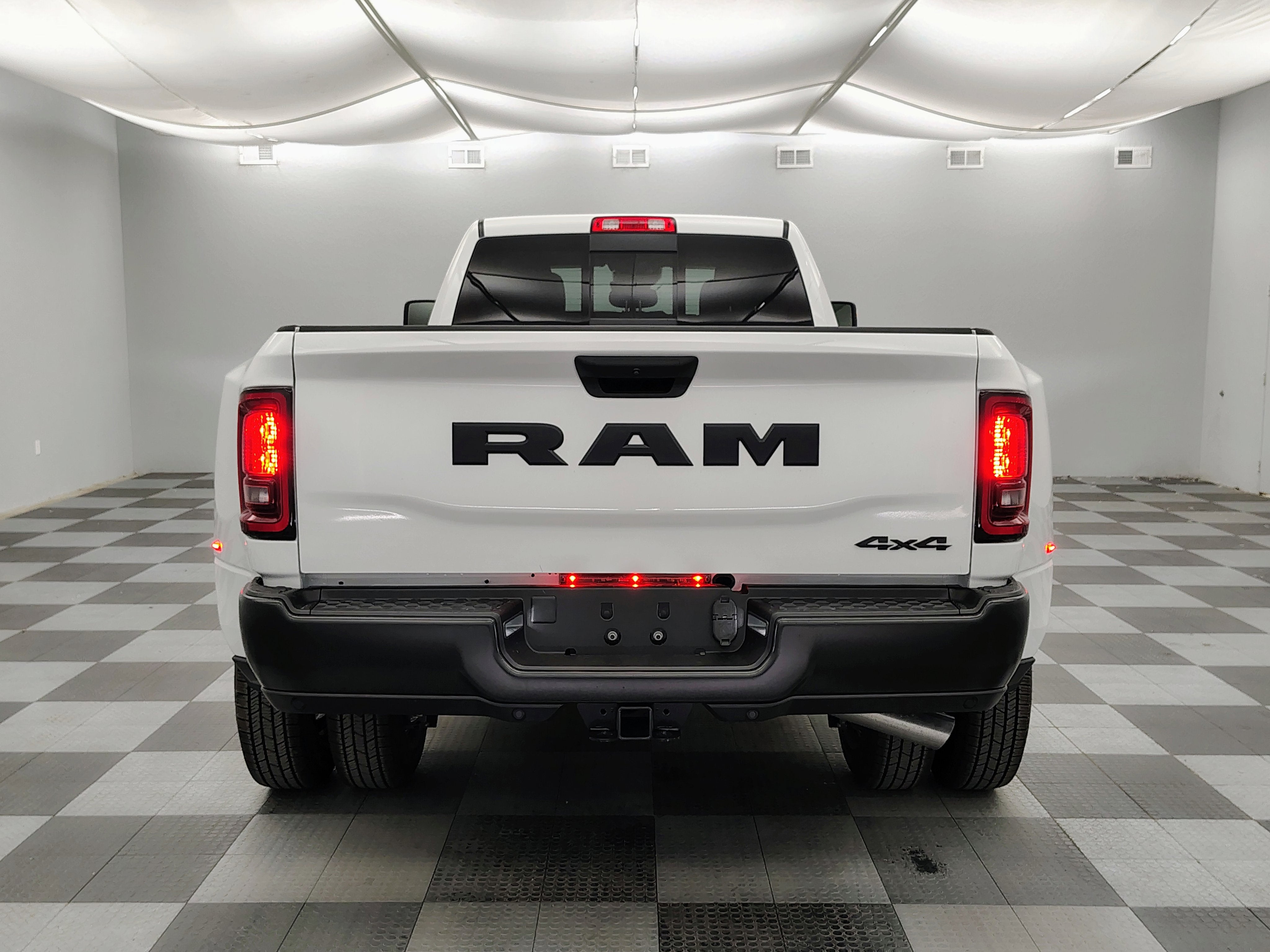 2026 RAM Ram 3500 RAM 3500 TRADESMAN CREW CAB 4X4 8' BOX