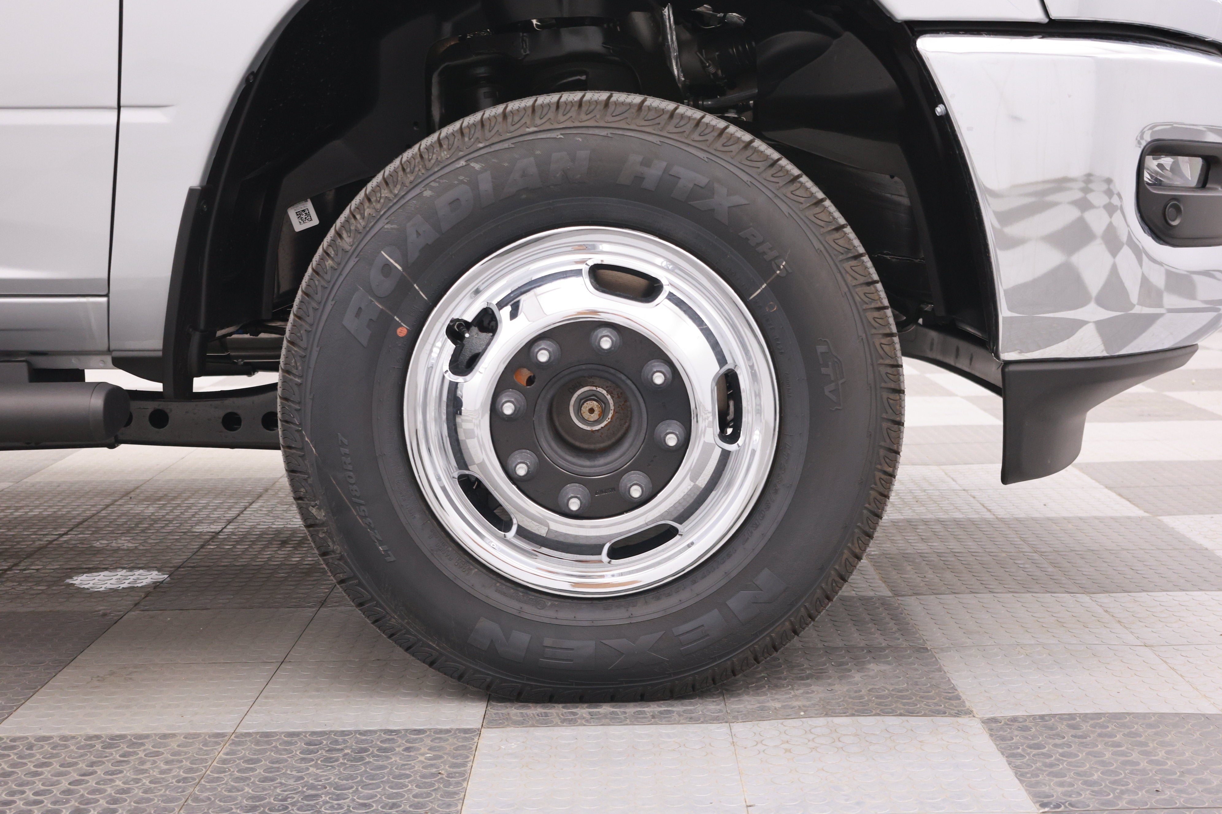 2026 RAM Ram 3500 RAM 3500 TRADESMAN CREW CAB 4X4 8' BOX