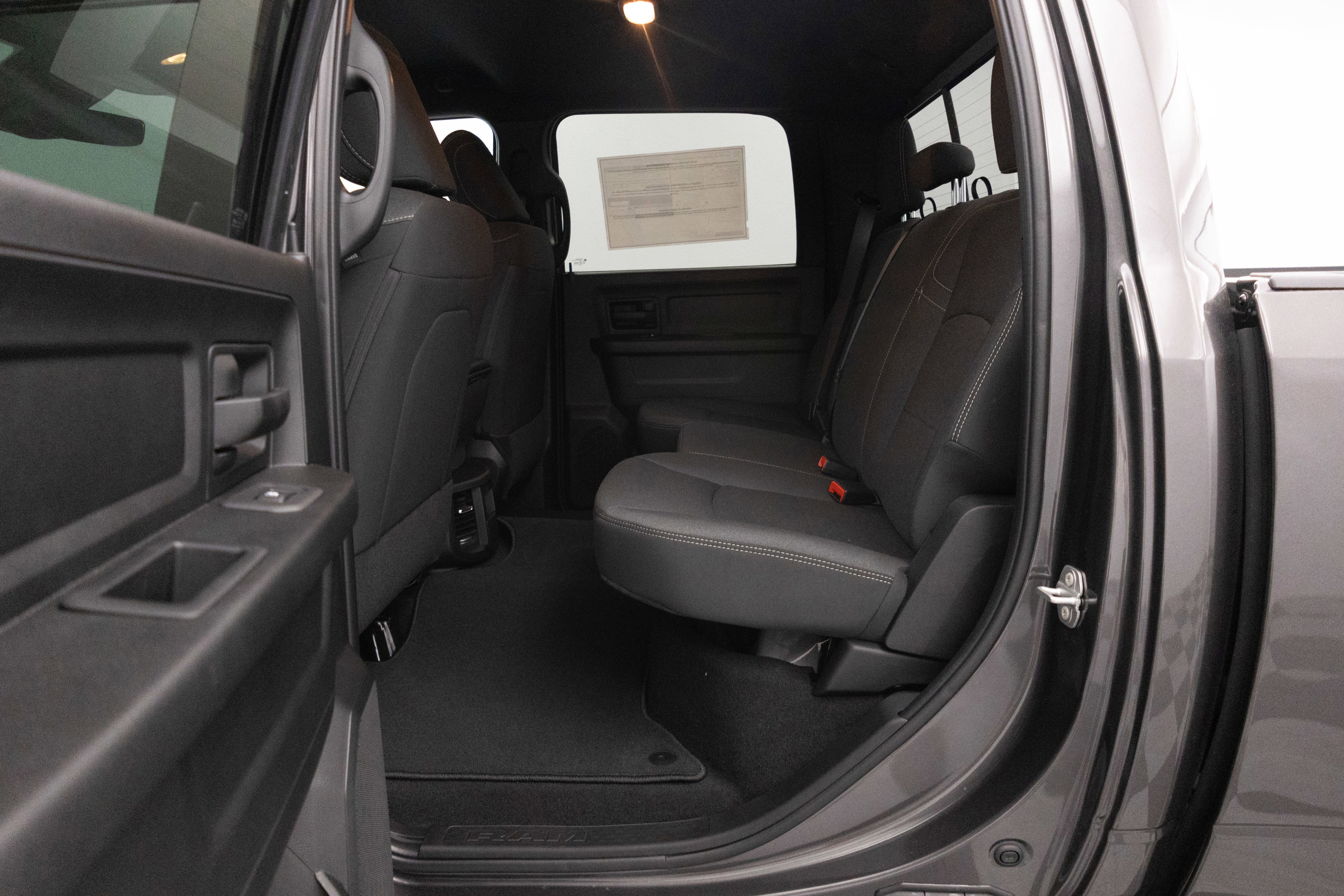 2026 RAM Ram 3500 RAM 3500 TRADESMAN CREW CAB 4X4 8' BOX