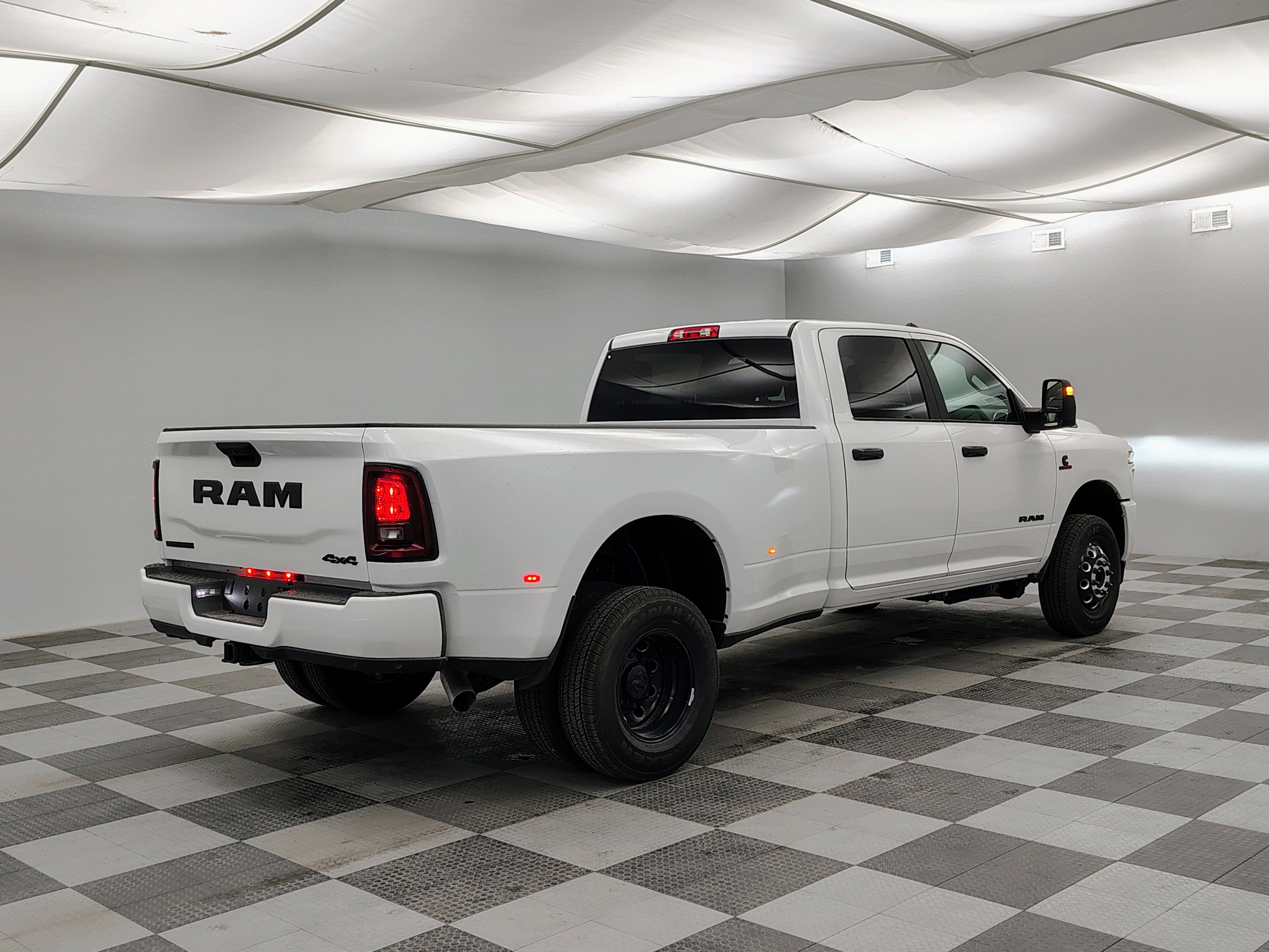 2026 RAM Ram 3500 RAM 3500 BIG HORN CREW CAB 4X4 8' BOX