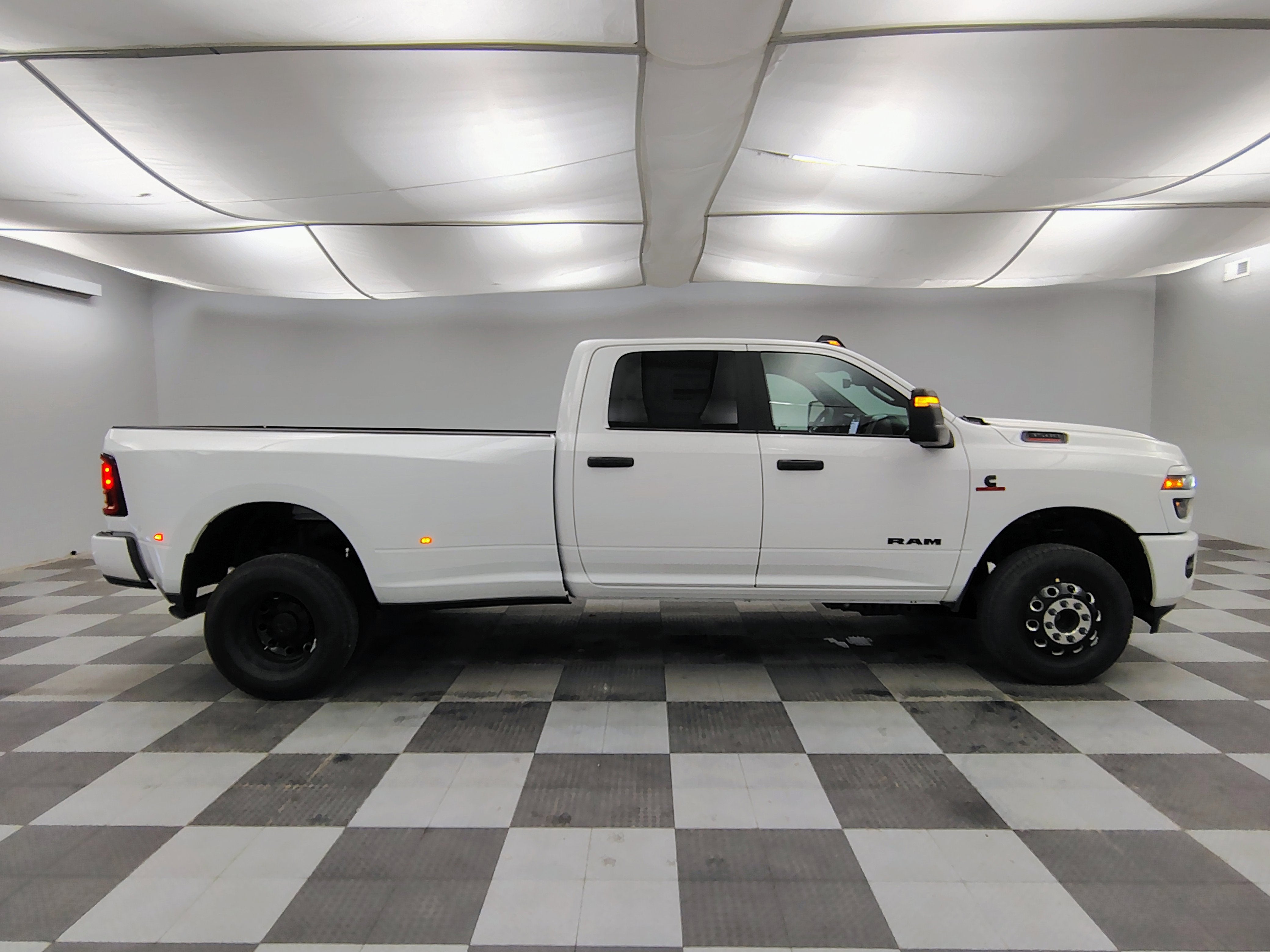 2026 RAM Ram 3500 RAM 3500 BIG HORN CREW CAB 4X4 8' BOX