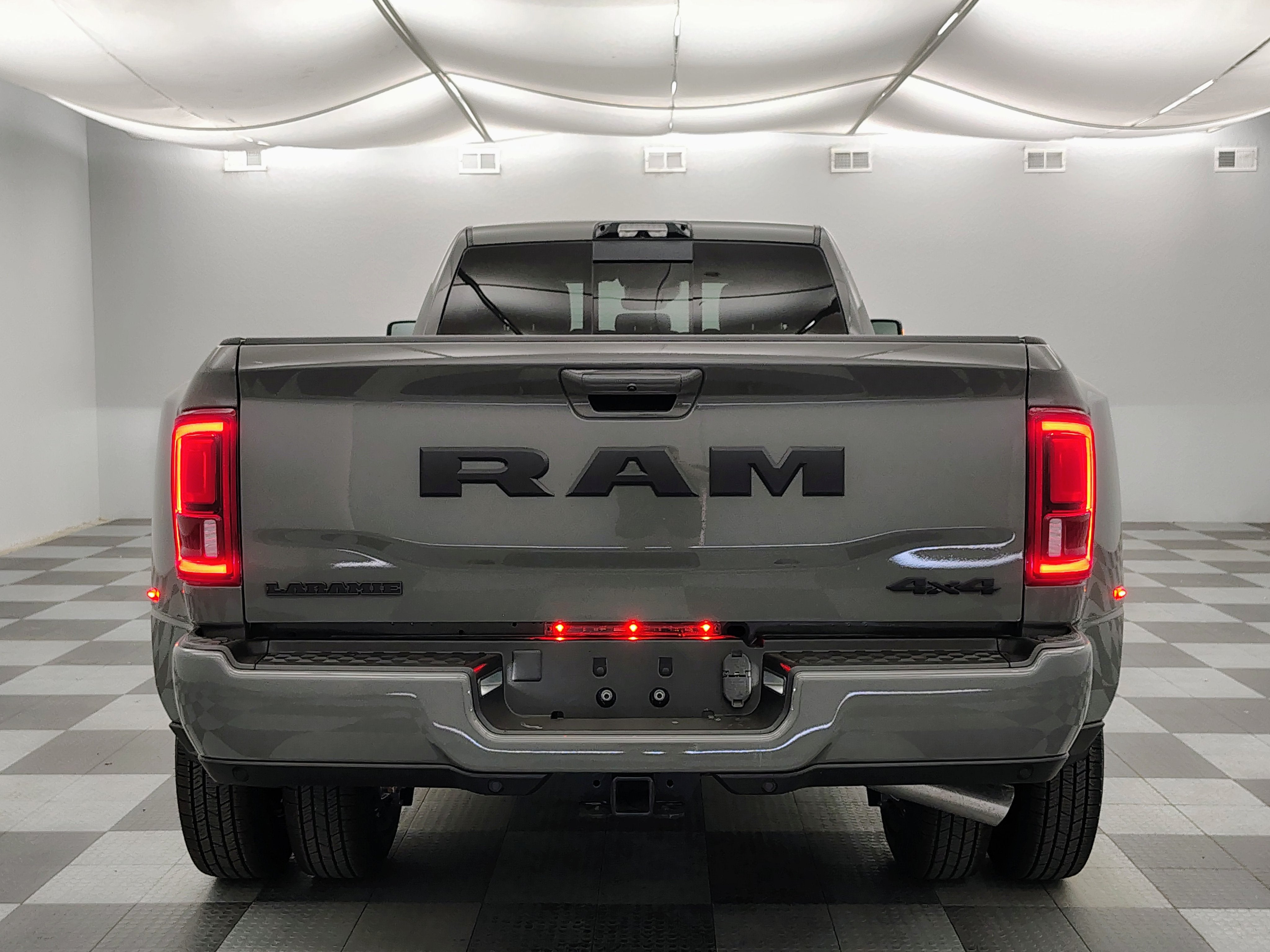 2026 RAM Ram 3500 RAM 3500 LARAMIE CREW CAB 4X4 8' BOX