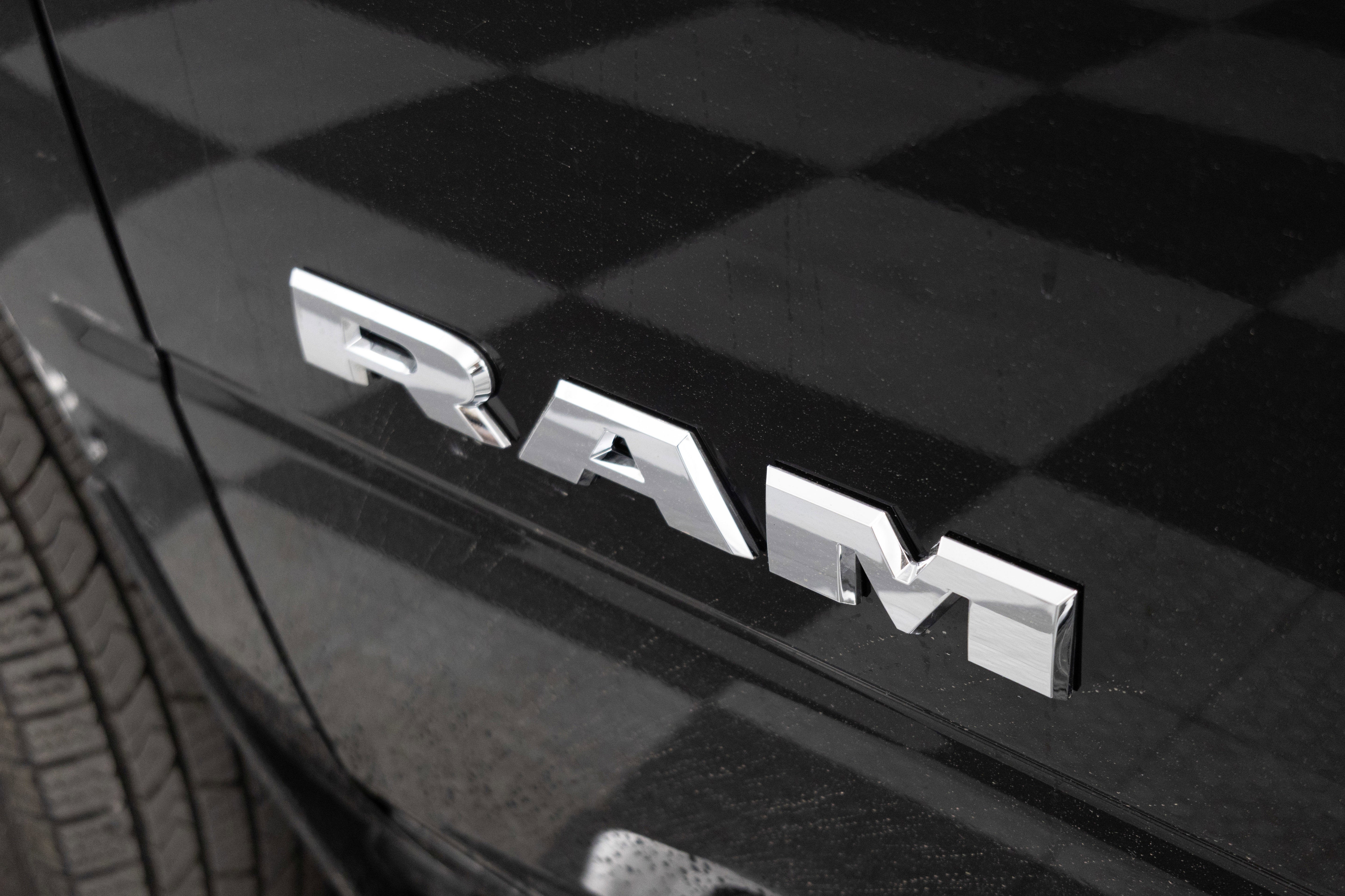 2026 RAM Ram 3500 RAM 3500 LARAMIE CREW CAB 4X4 8' BOX