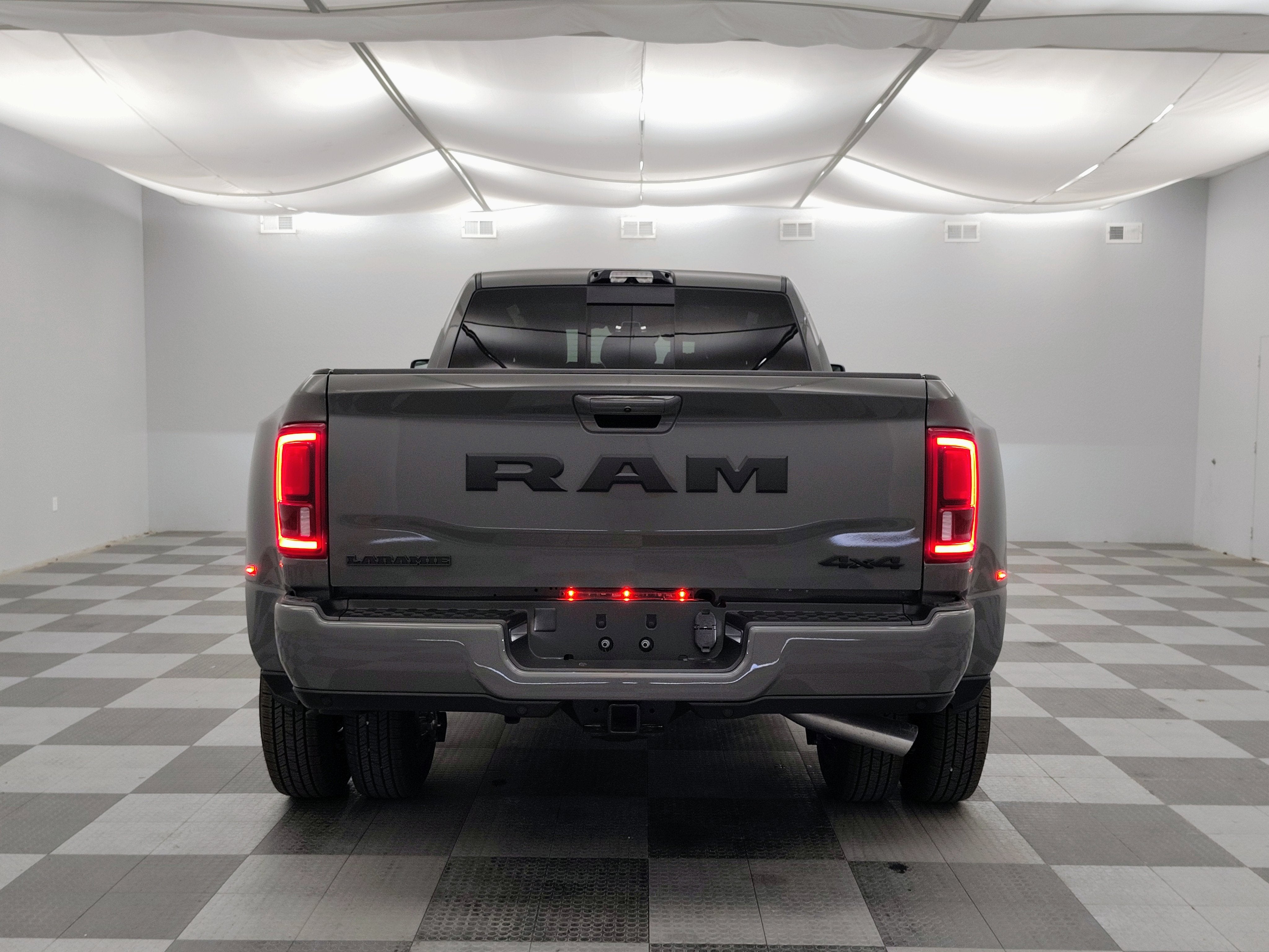 2026 RAM Ram 3500 RAM 3500 LARAMIE MEGA CAB 4X4 6'4' BOX