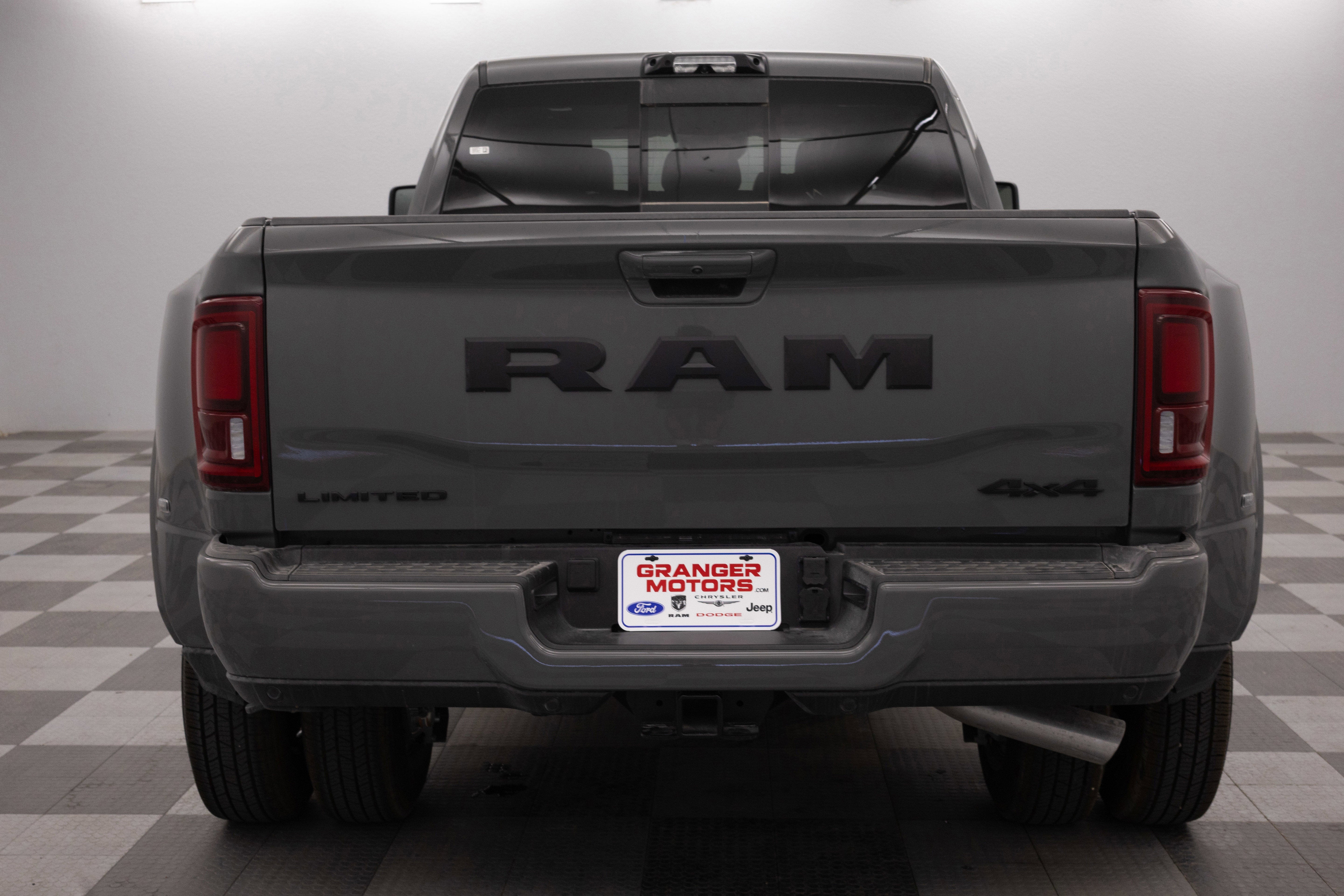 2026 RAM Ram 3500 RAM 3500 LIMITED MEGA CAB 4X4 6'4' BOX