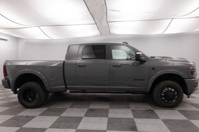 2026 RAM Ram 3500 RAM 3500 LIMITED MEGA CAB 4X4 6'4' BOX