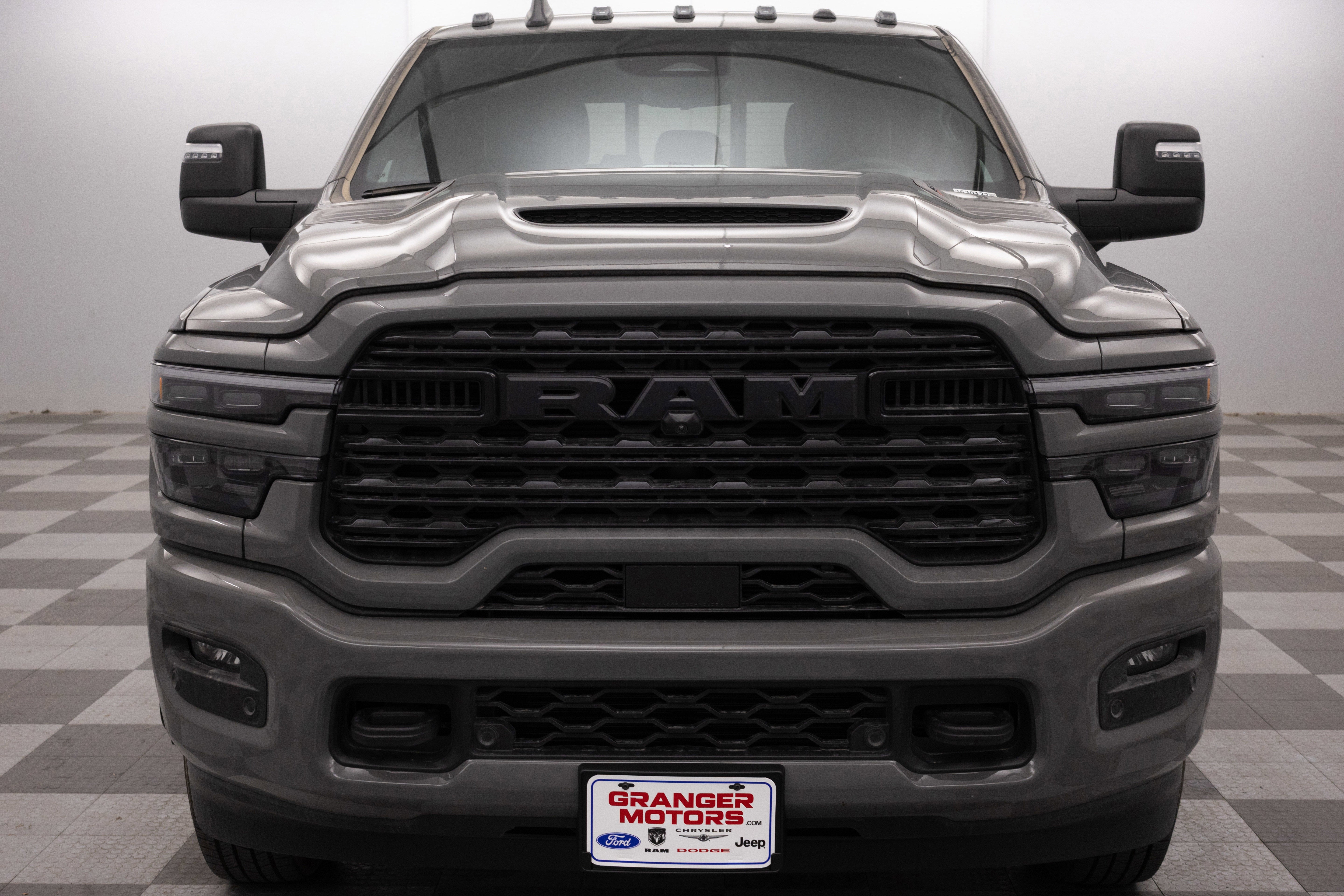 2026 RAM Ram 3500 RAM 3500 LIMITED MEGA CAB 4X4 6'4' BOX