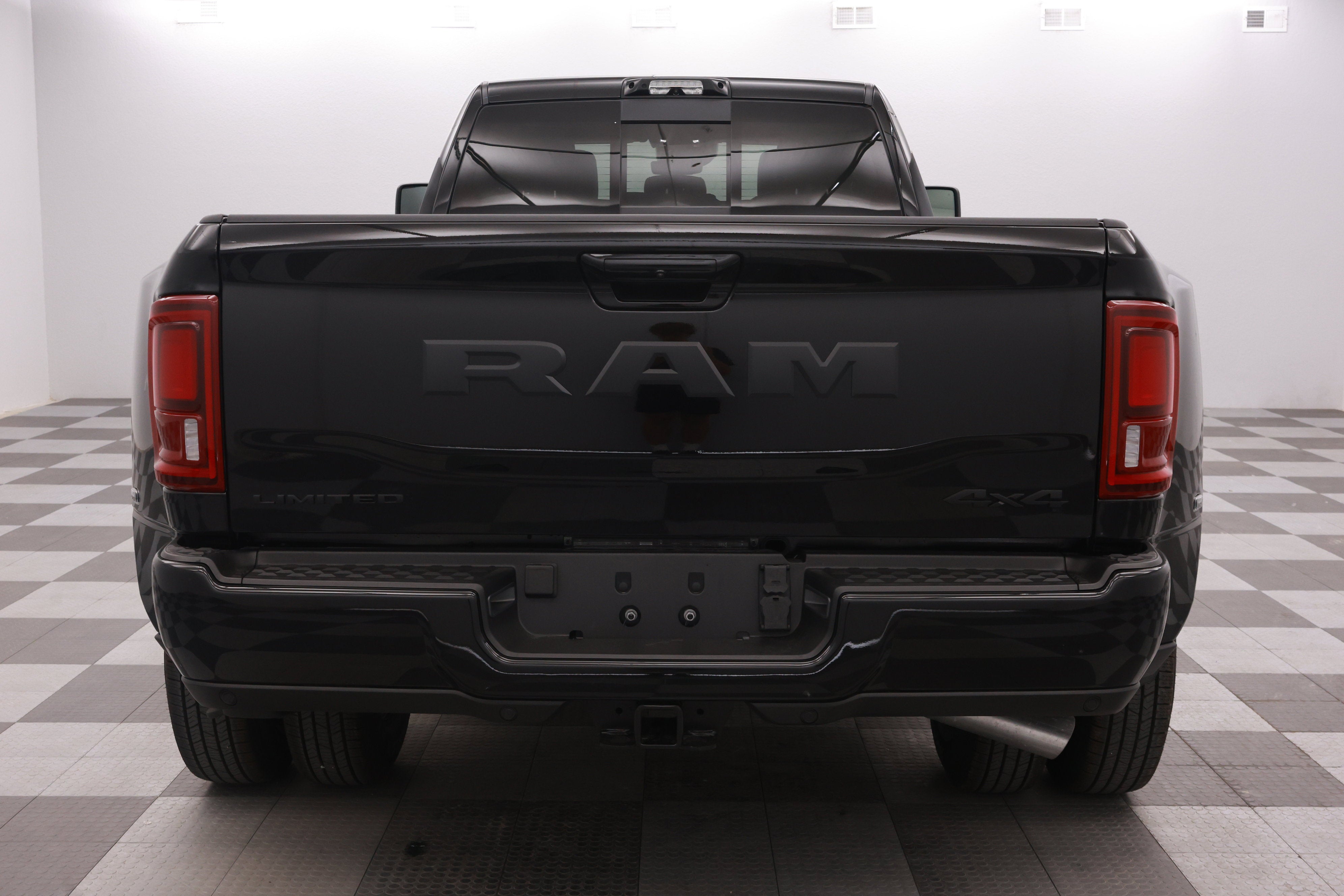 2026 RAM Ram 3500 RAM 3500 LIMITED CREW CAB 4X4 8' BOX