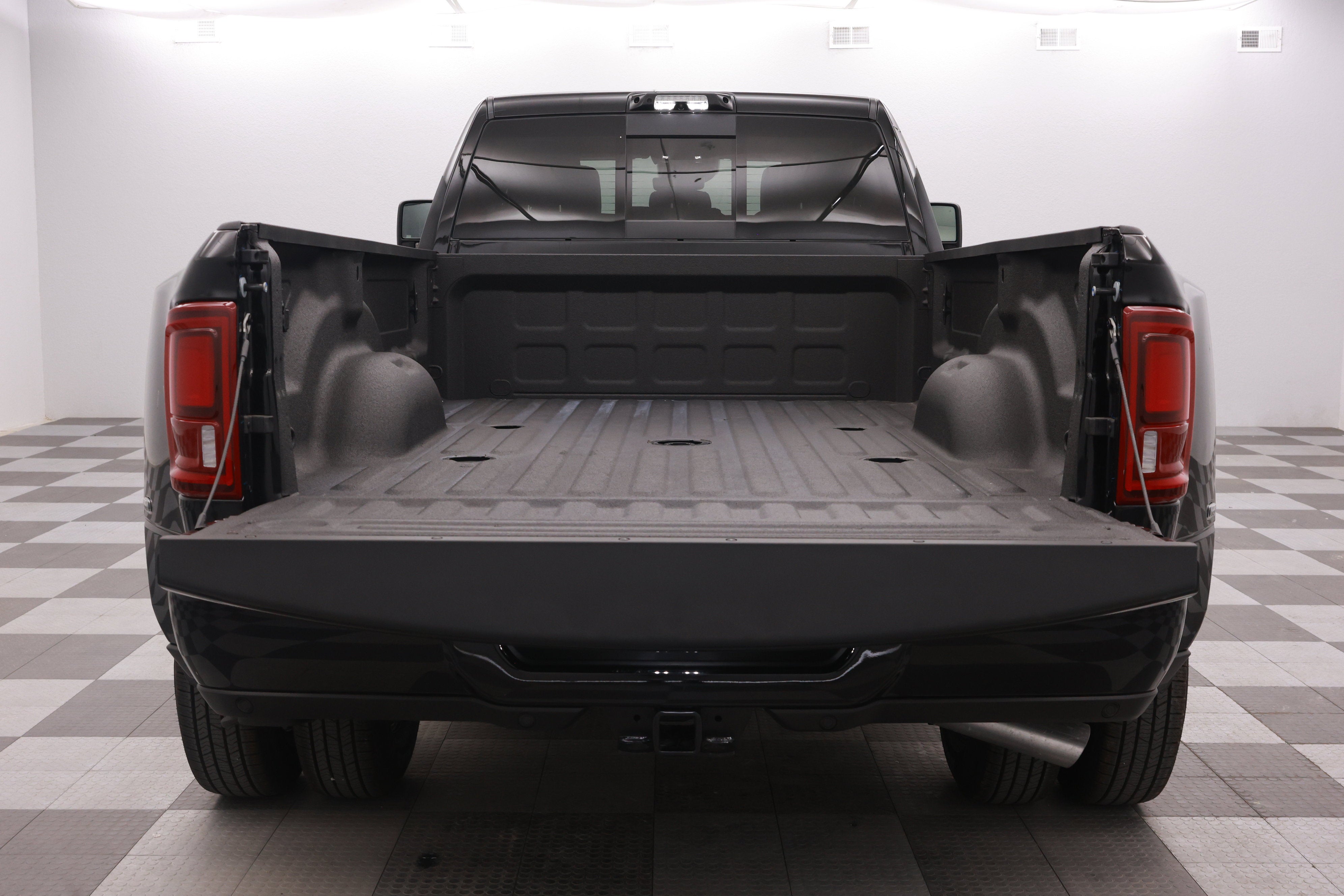 2026 RAM Ram 3500 RAM 3500 LIMITED CREW CAB 4X4 8' BOX