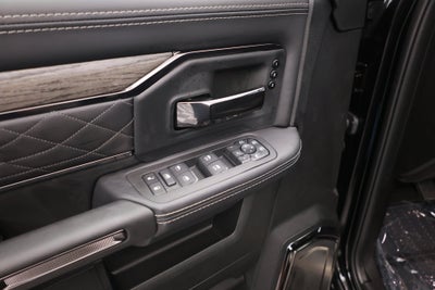 2026 RAM Ram 3500 RAM 3500 LIMITED CREW CAB 4X4 8' BOX