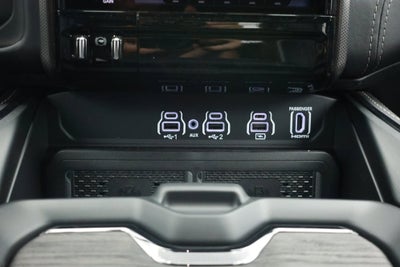 2026 RAM Ram 3500 RAM 3500 LIMITED CREW CAB 4X4 8' BOX