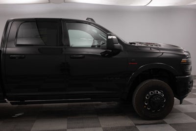 2026 RAM Ram 3500 RAM 3500 LIMITED CREW CAB 4X4 8' BOX