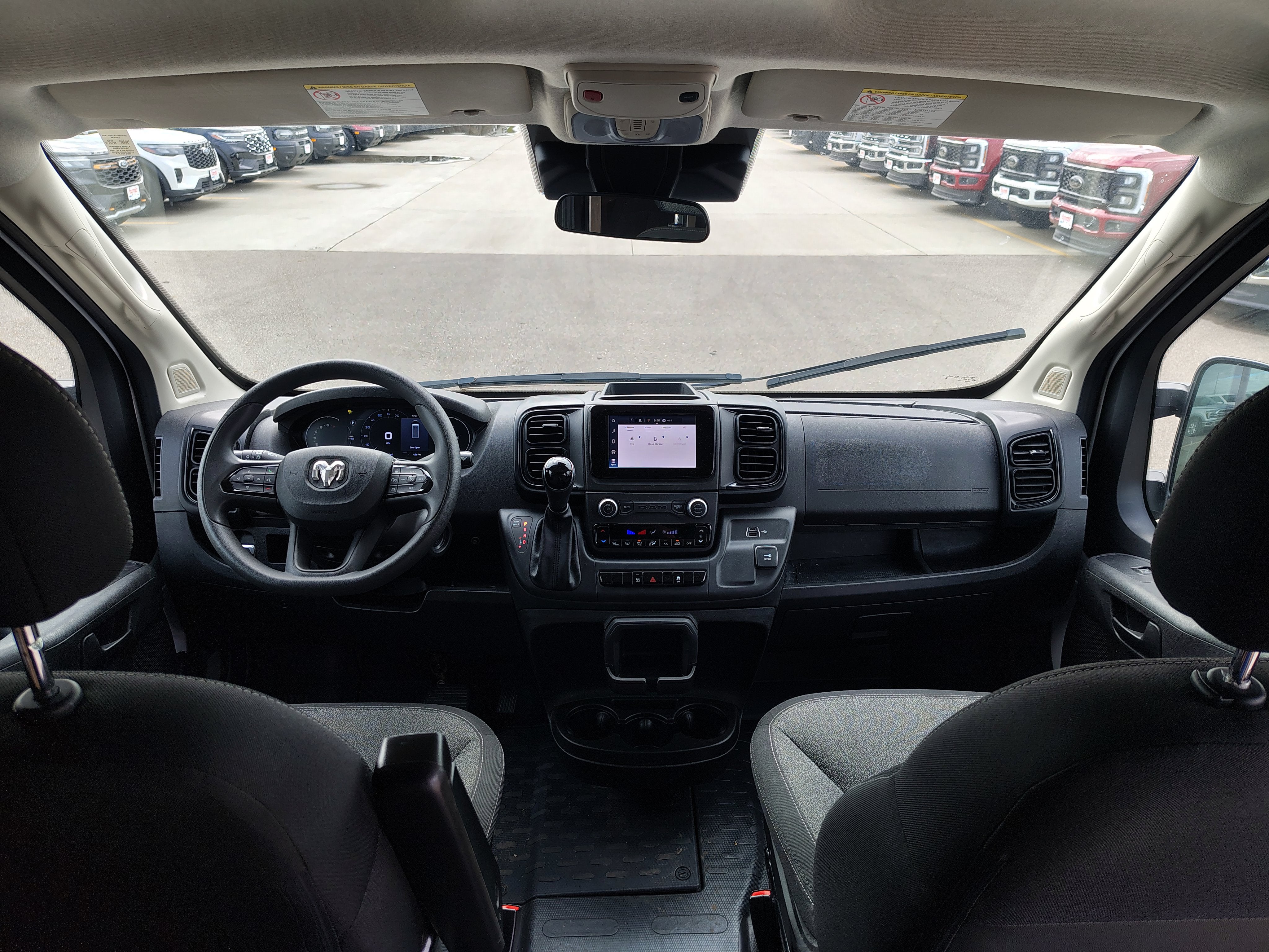 2025 RAM ProMaster 2500 136 WB Low Roof Cargo
