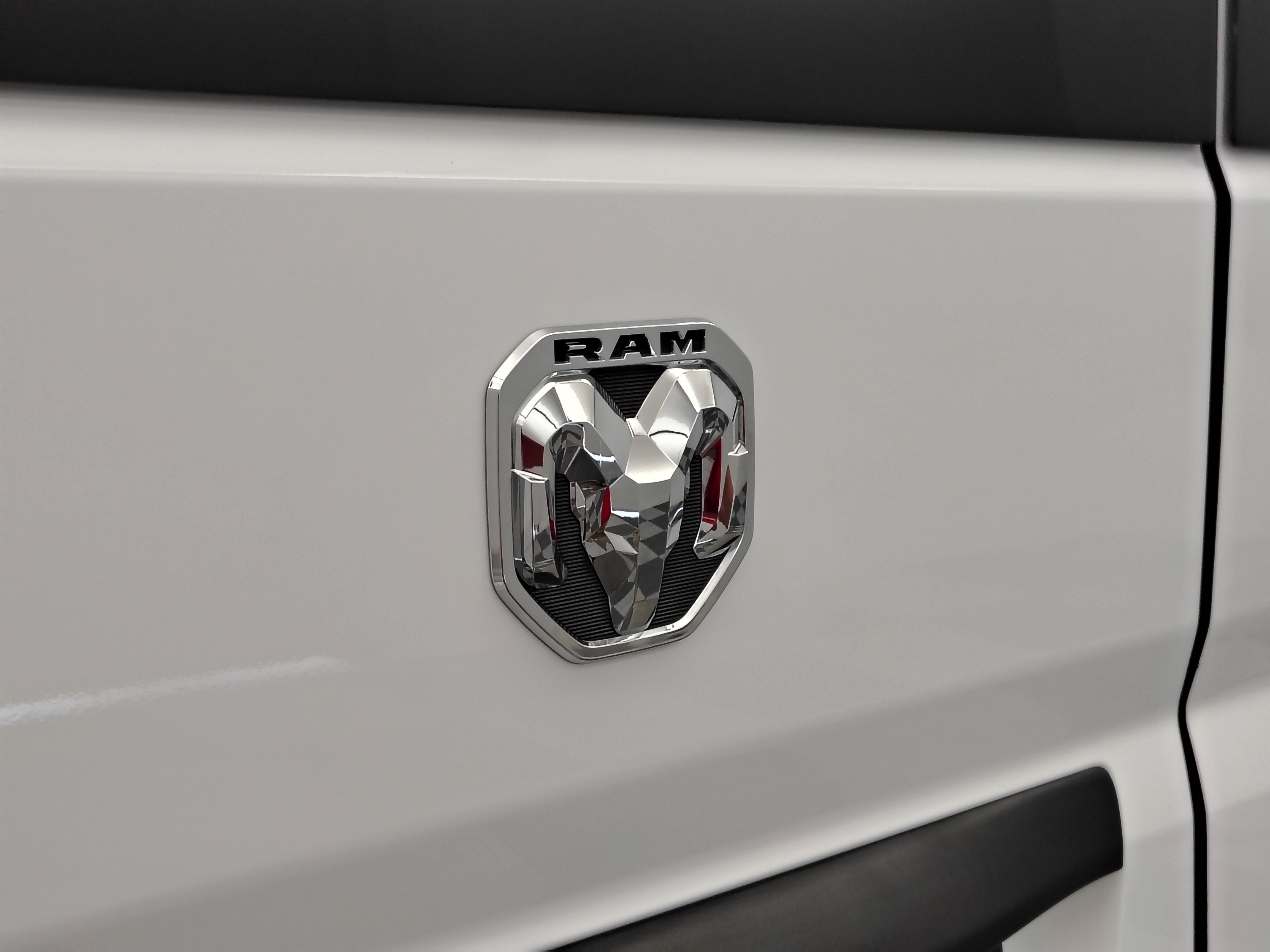 2025 RAM ProMaster 2500 136 WB Low Roof Cargo