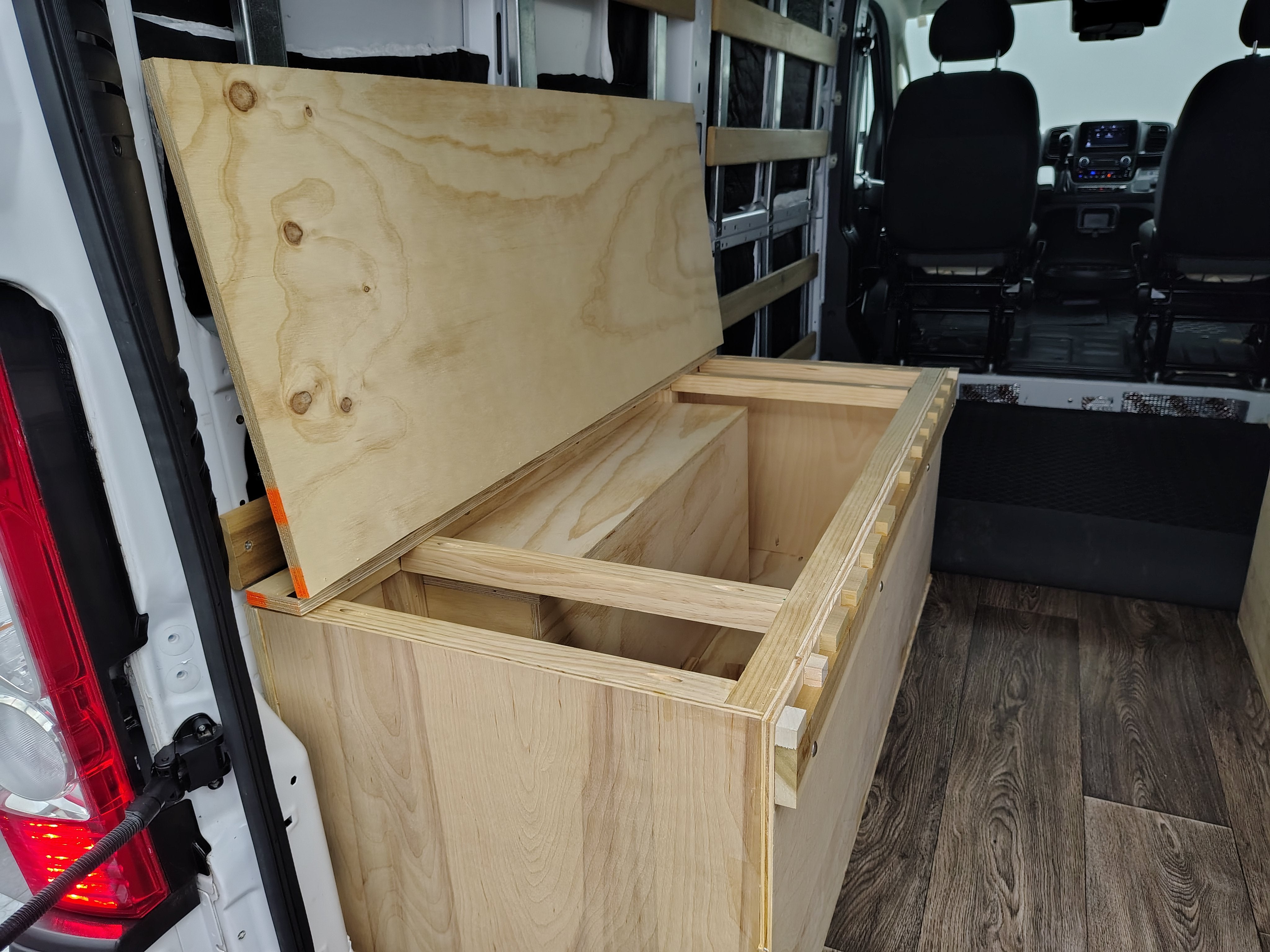 2025 RAM ProMaster 2500 136 WB Low Roof Cargo