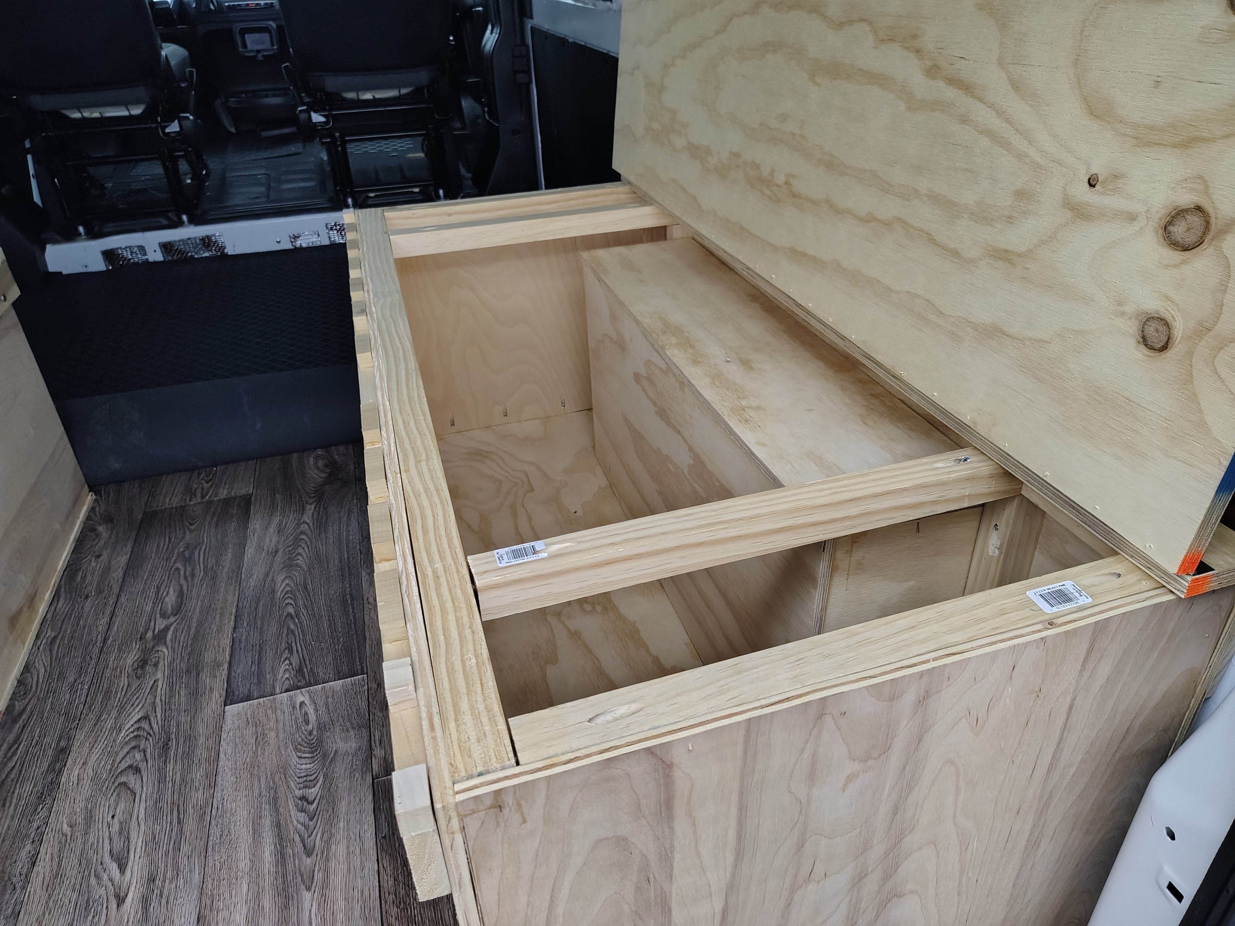 2025 RAM ProMaster 2500 136 WB Low Roof Cargo