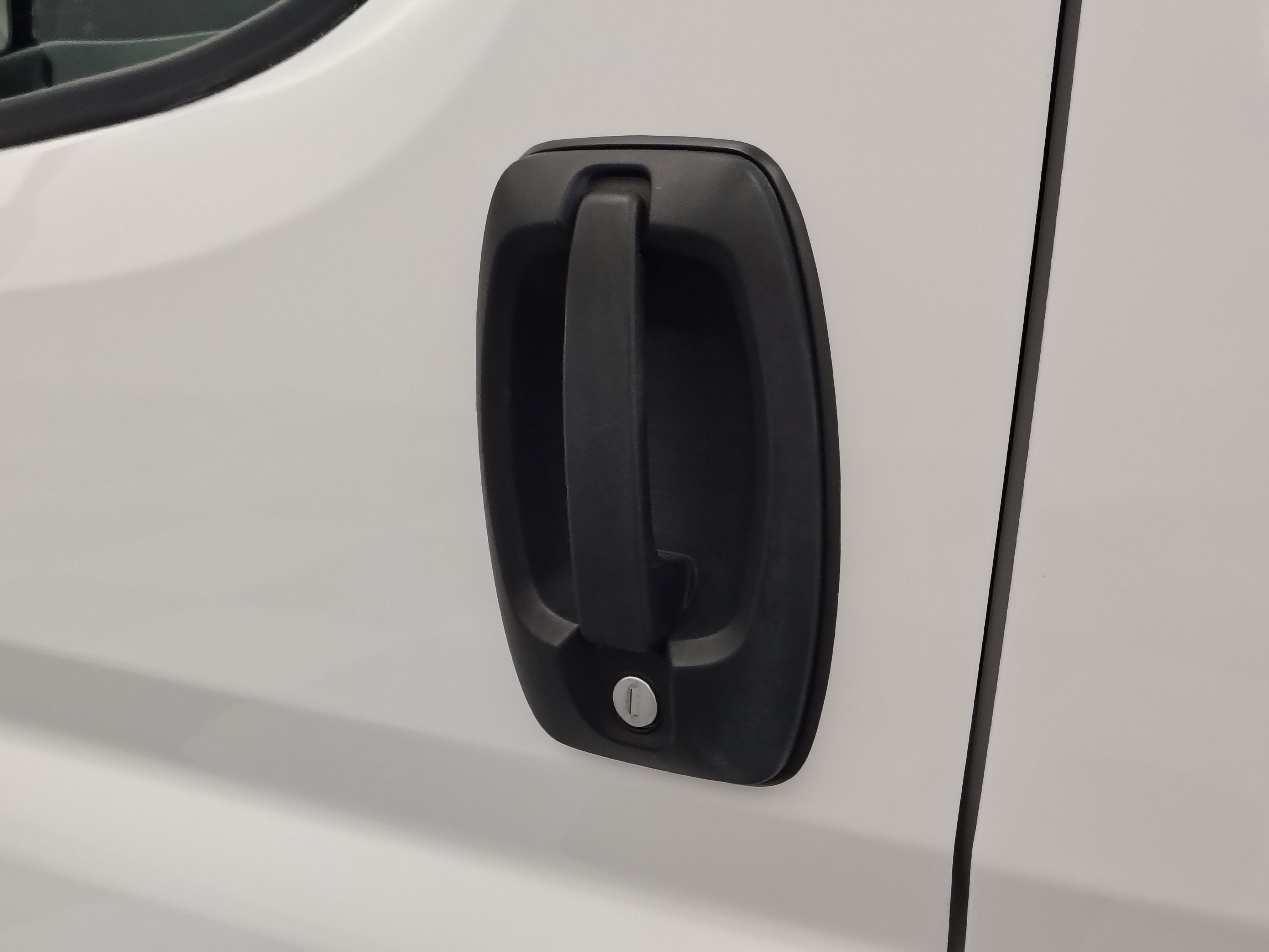 2025 RAM ProMaster 2500 136 WB Low Roof Cargo