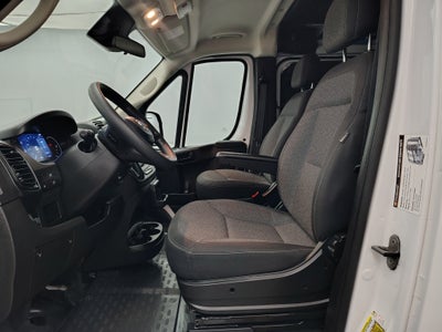 2025 RAM ProMaster 2500 136 WB Low Roof Cargo