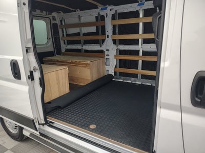 2025 RAM ProMaster 2500 136 WB Low Roof Cargo