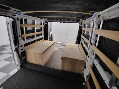 2025 RAM ProMaster 2500 136 WB Low Roof Cargo