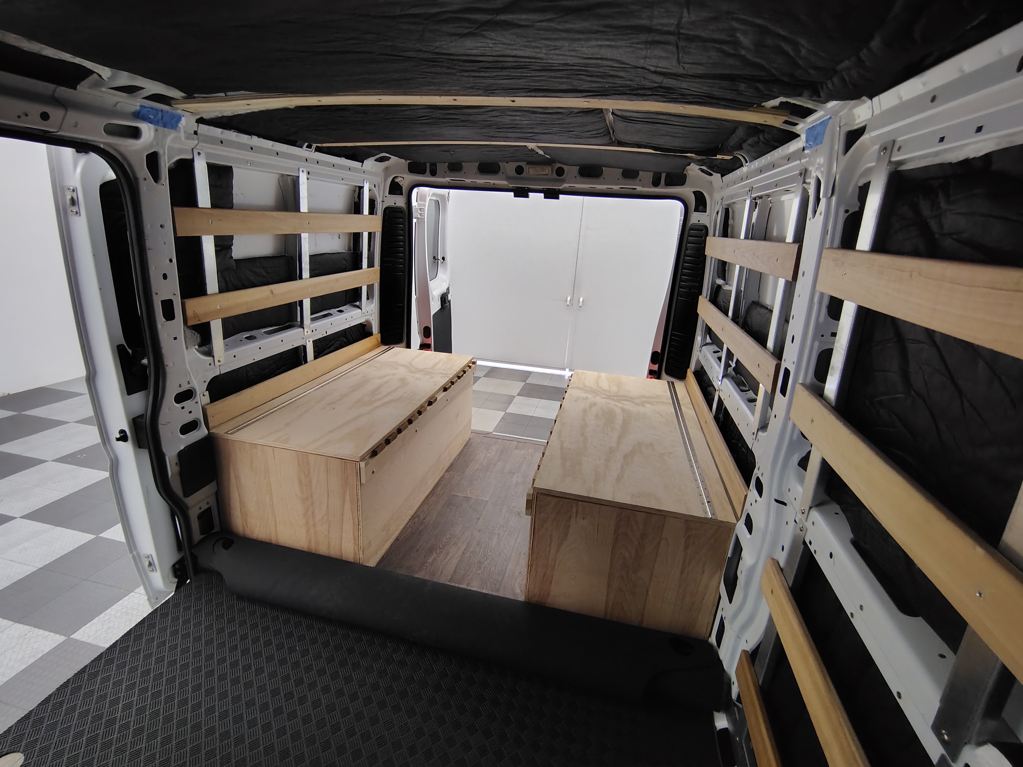 2025 RAM ProMaster 2500 136 WB Low Roof Cargo