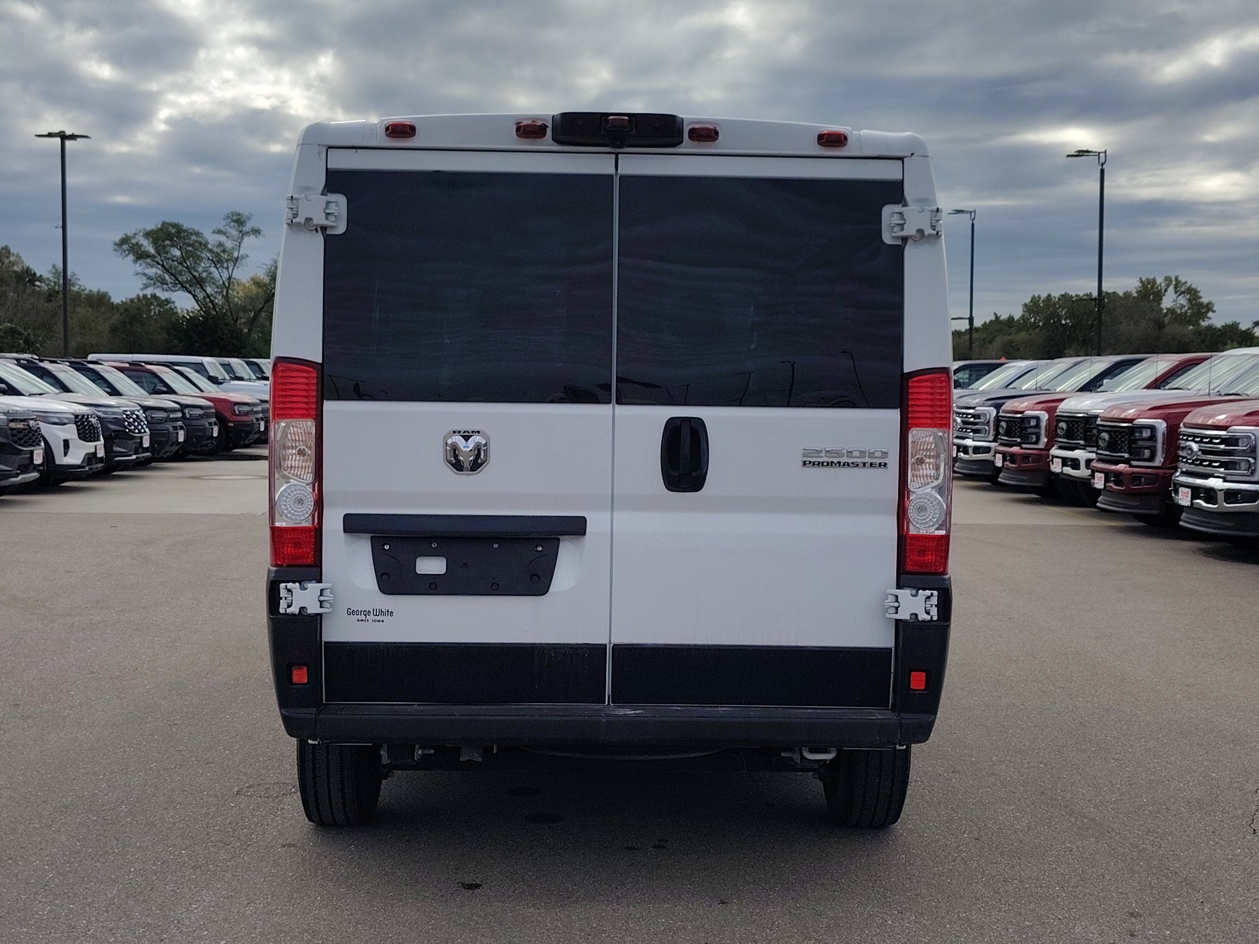 2025 RAM ProMaster 2500 136 WB Low Roof Cargo