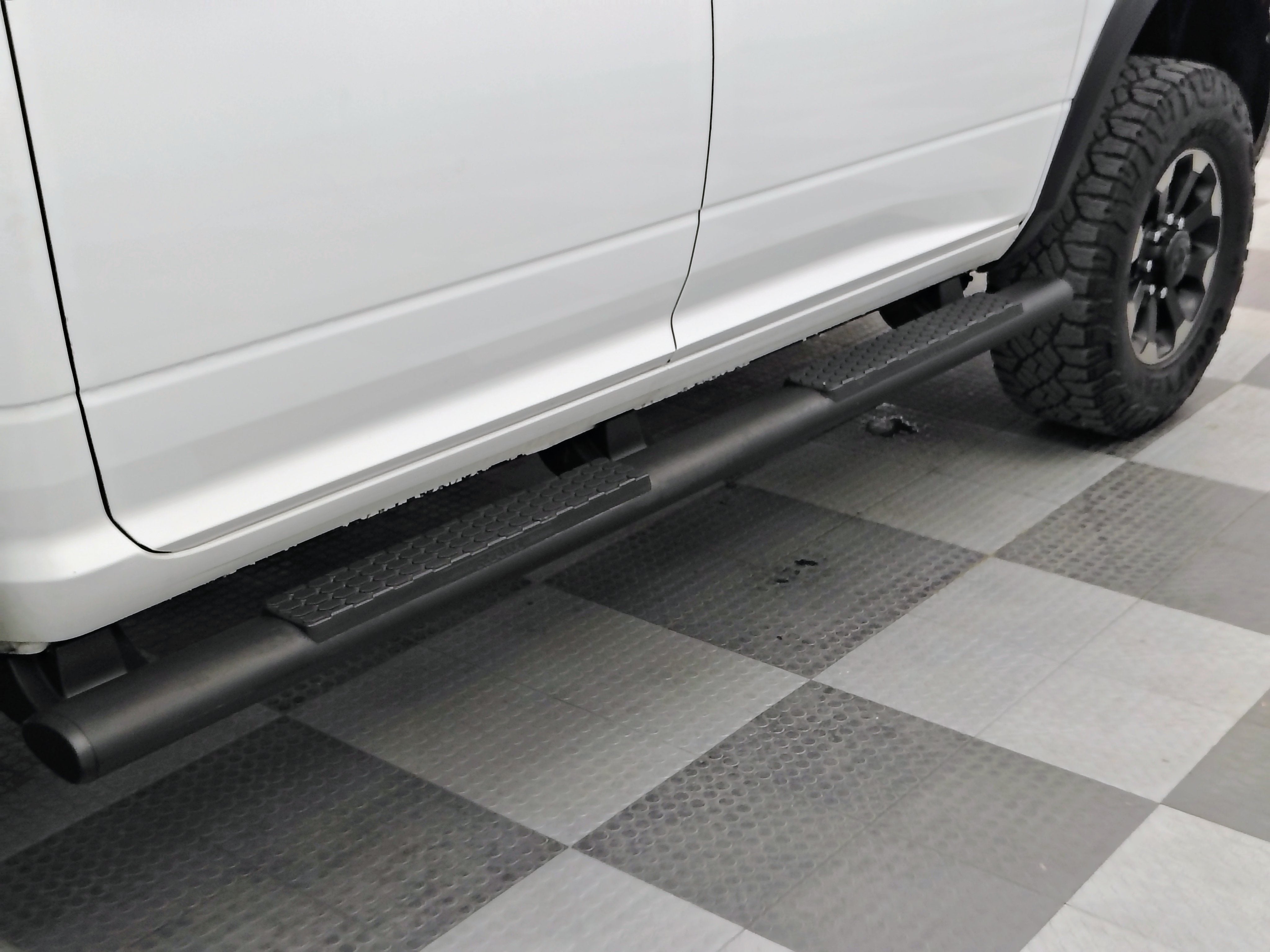 2018 RAM 2500 Tradesman Crew Cab 4x4 6'4' Box
