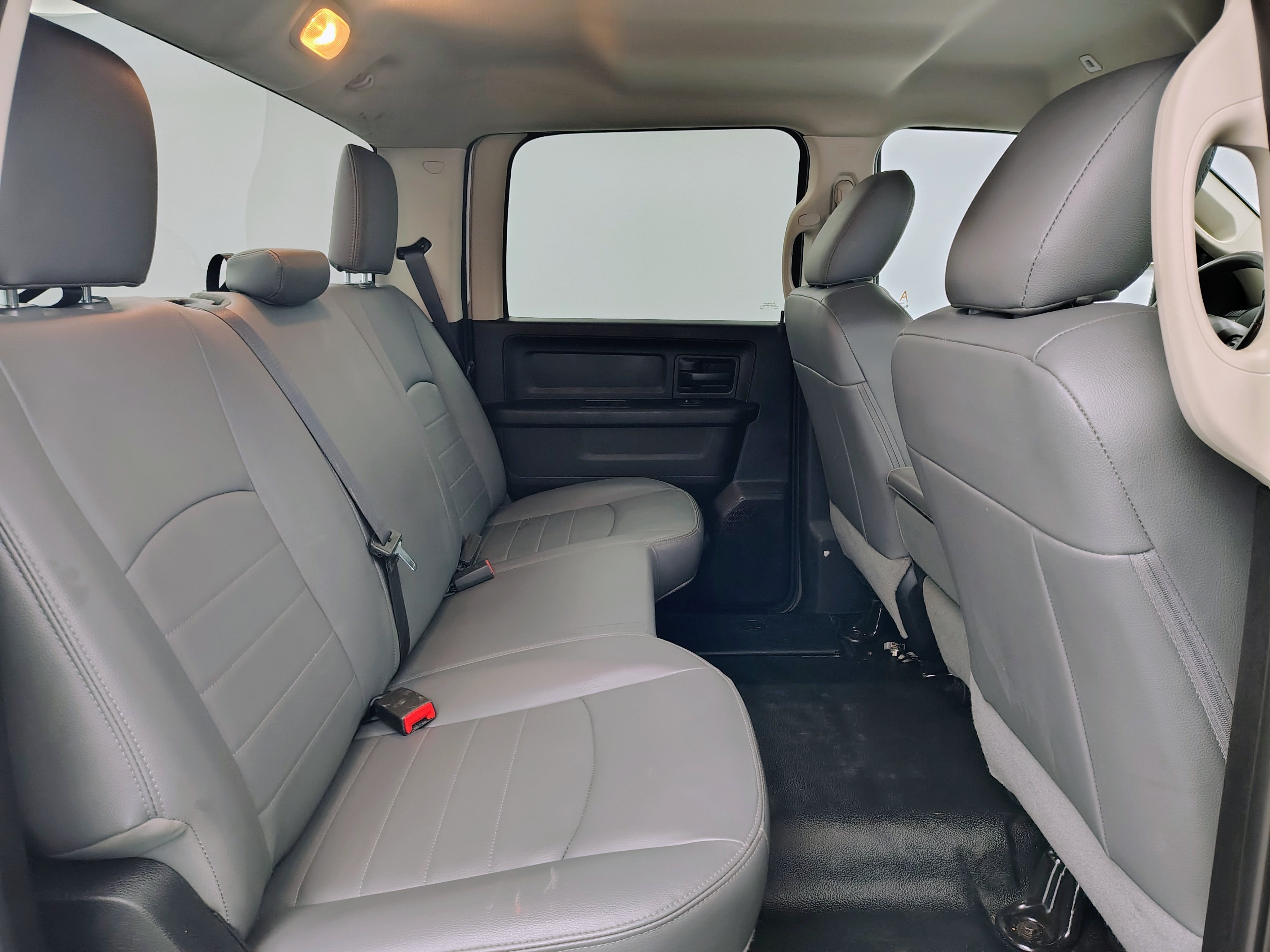 2018 RAM 2500 Tradesman Crew Cab 4x4 6'4' Box